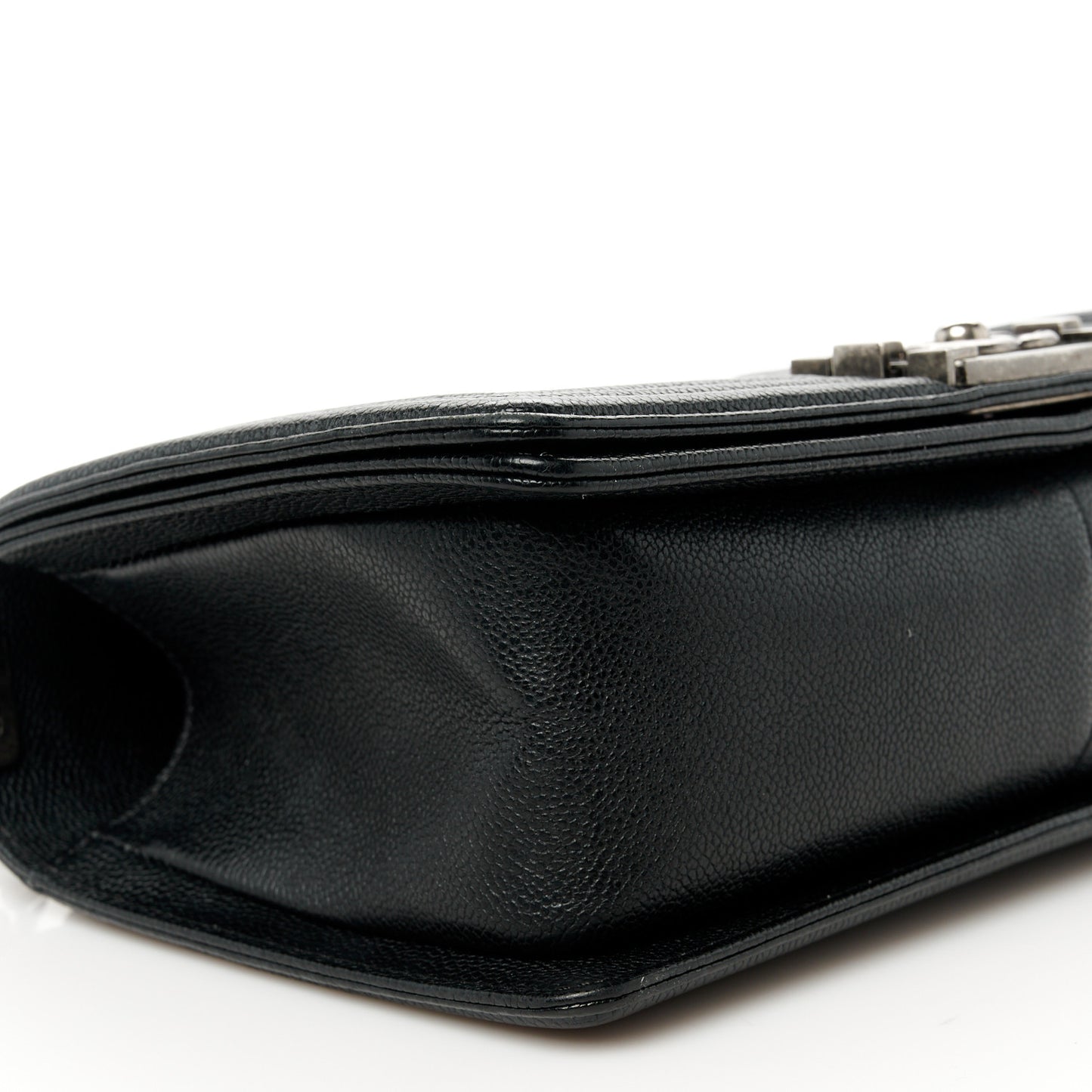 Caviar Quilted Medium Boy Flap Black