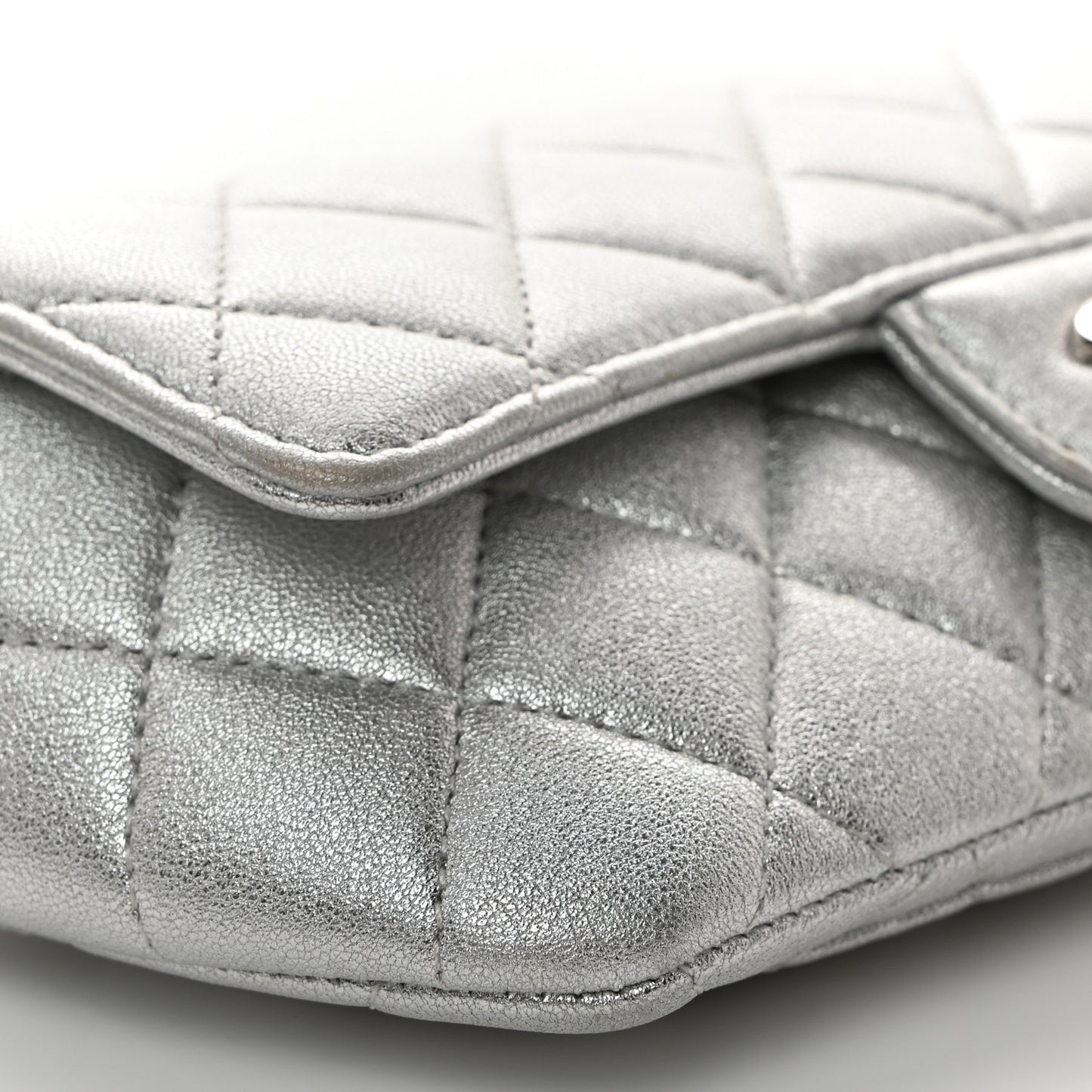 Metallic Lambskin Quilted Glasses Case With Chain Silver