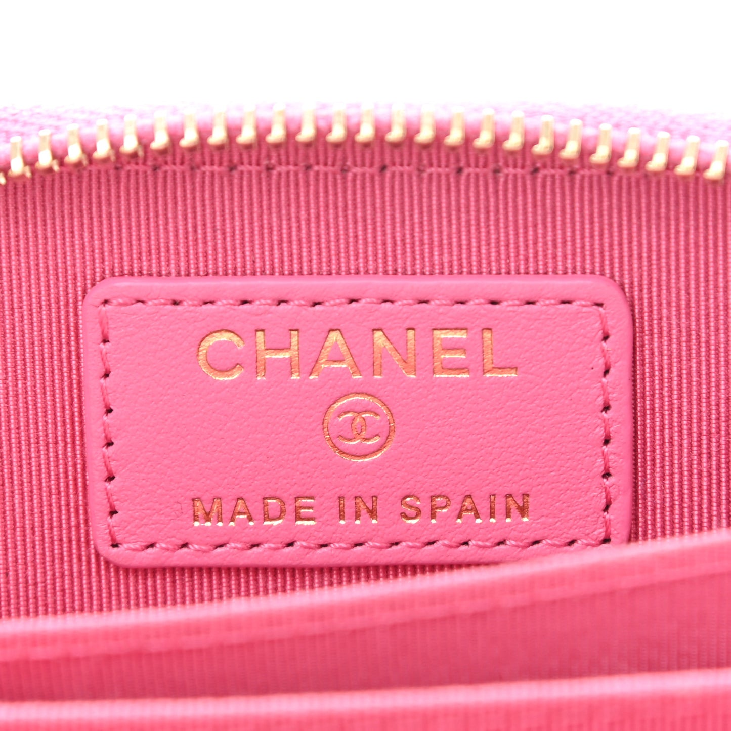 Caviar Quilted Zip Coin Purse Pink