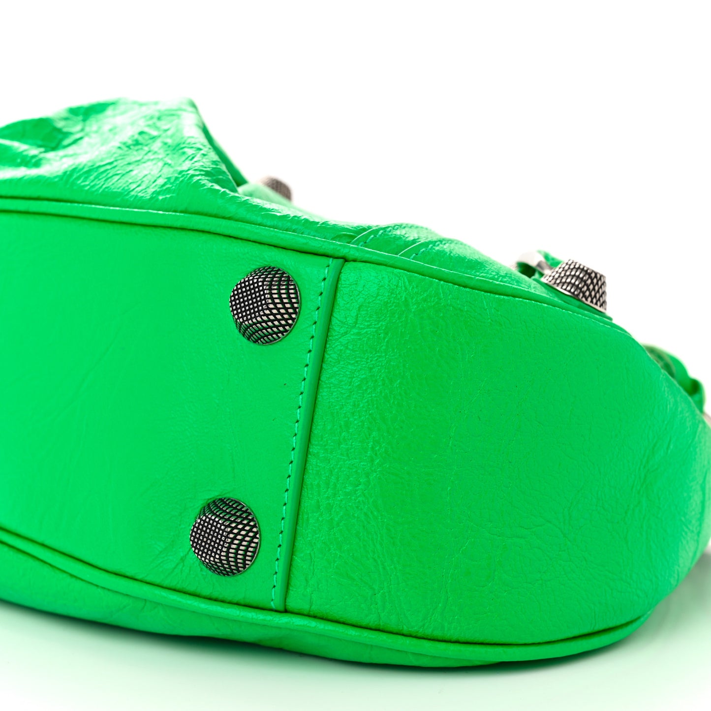Agneau Arena Small Le Cagole Shoulder Bag Vivid Green