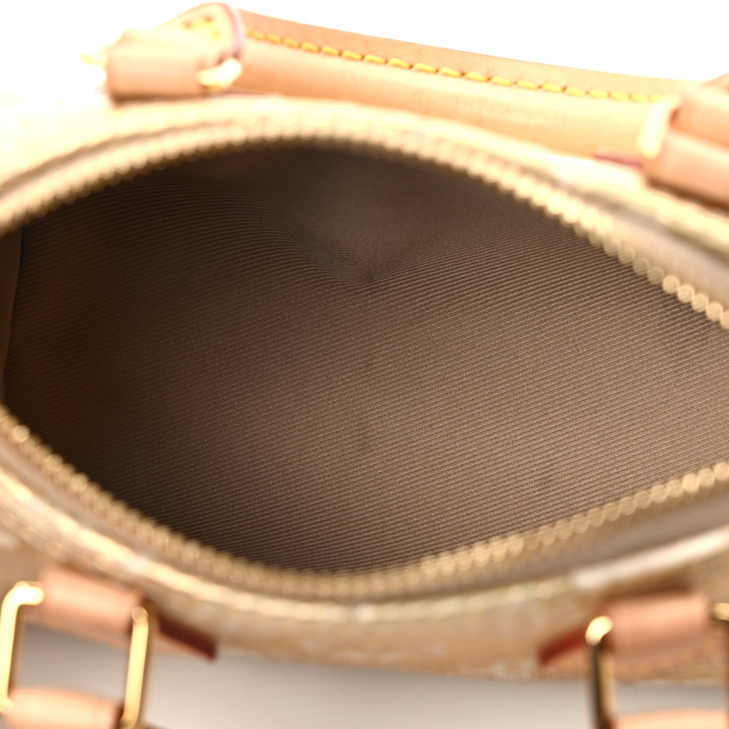 Monoglam Nano Speedy Beige