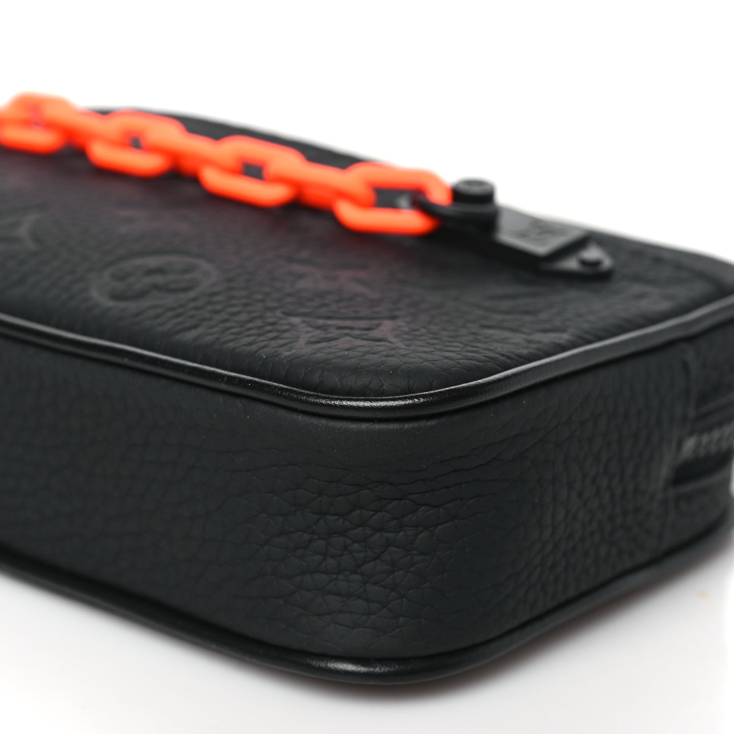 Taurillon Monogram Uniformes Solar Ray Soft Pochette Volga Belt Bag Black