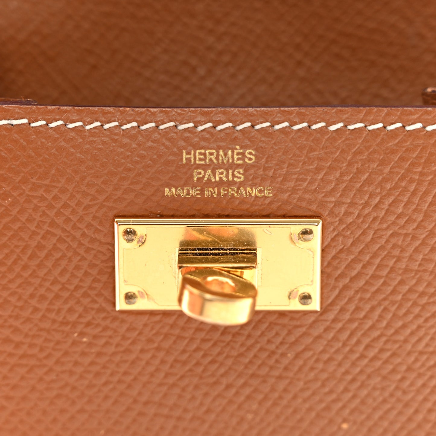 Epsom Kelly Pocket Compact Wallet Gold