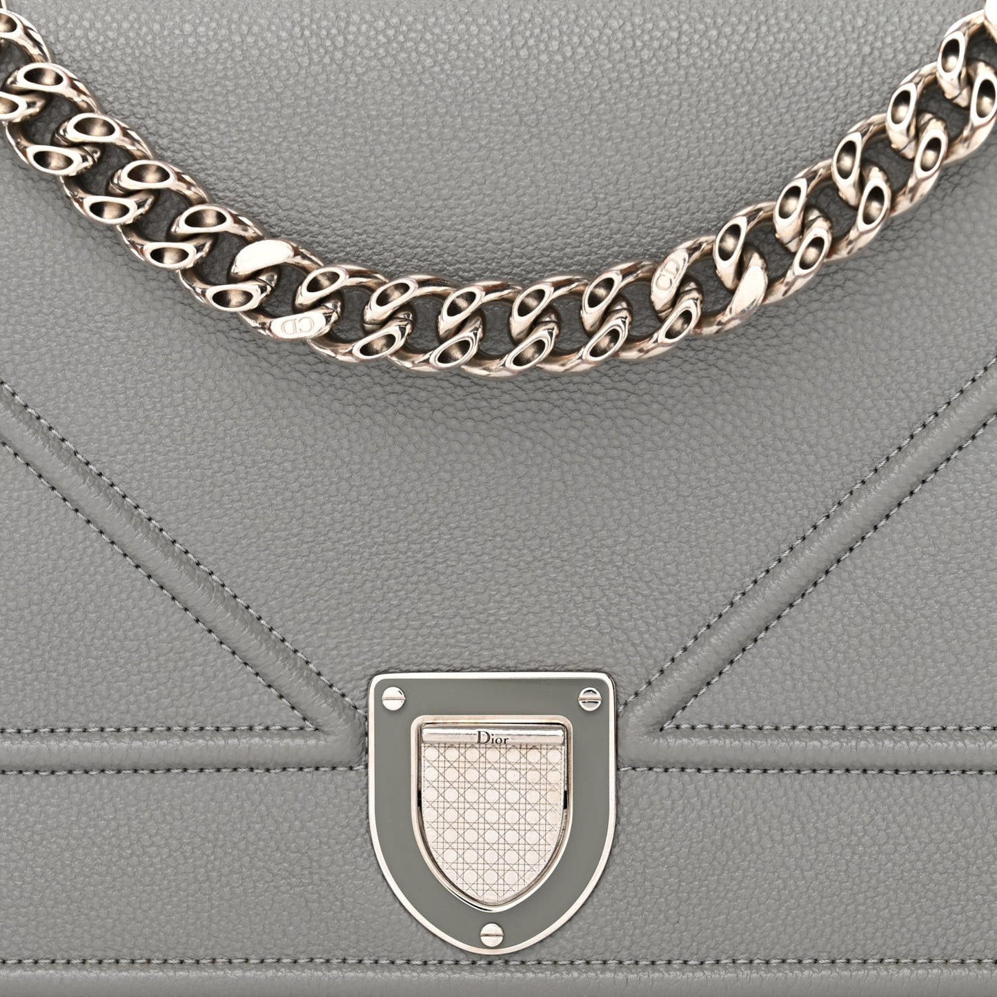 Grained Calfskin Medium Diorama Flap Bag Gris