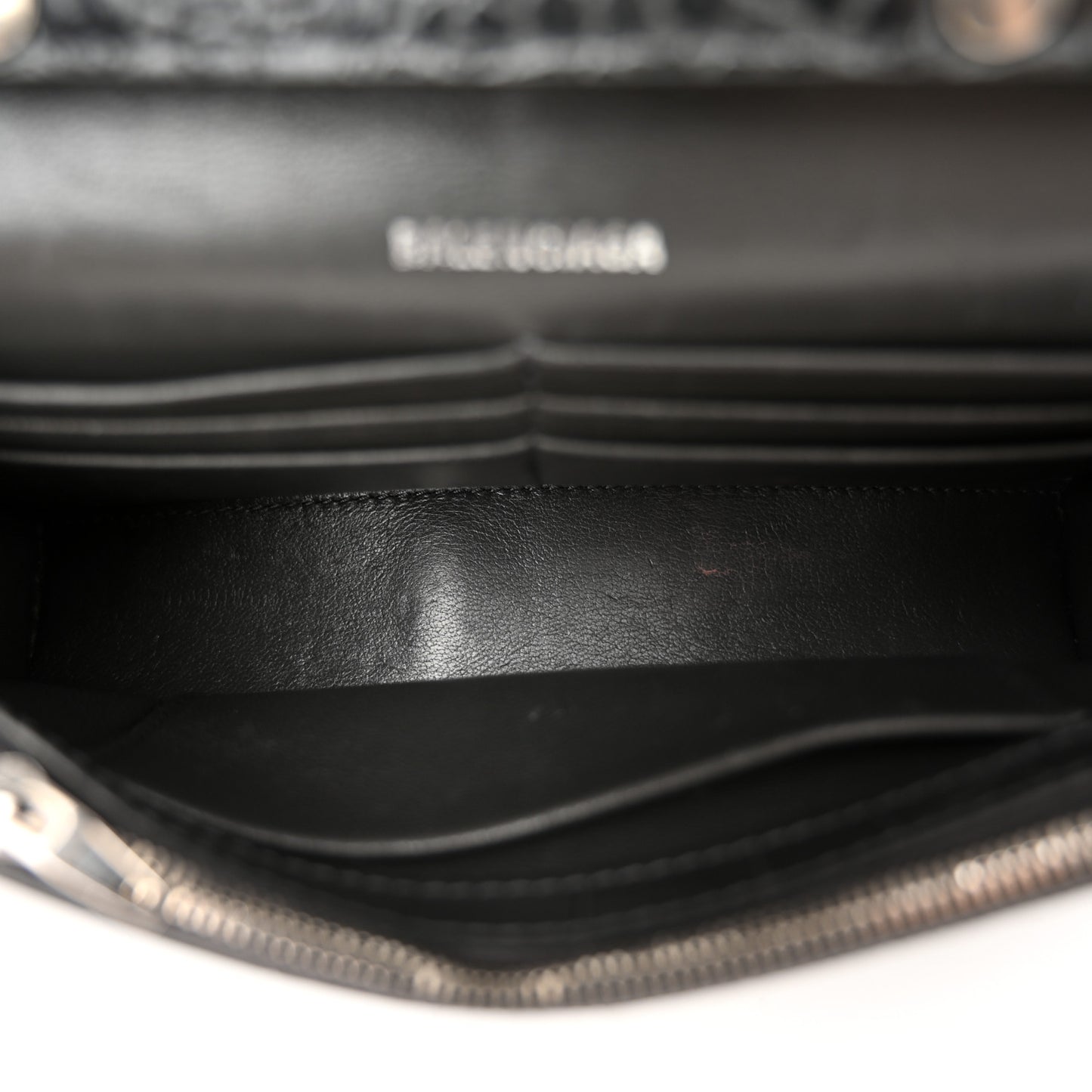 Shiny Calfskin Crocodile Embossed Hourglass Chain Bag Gris