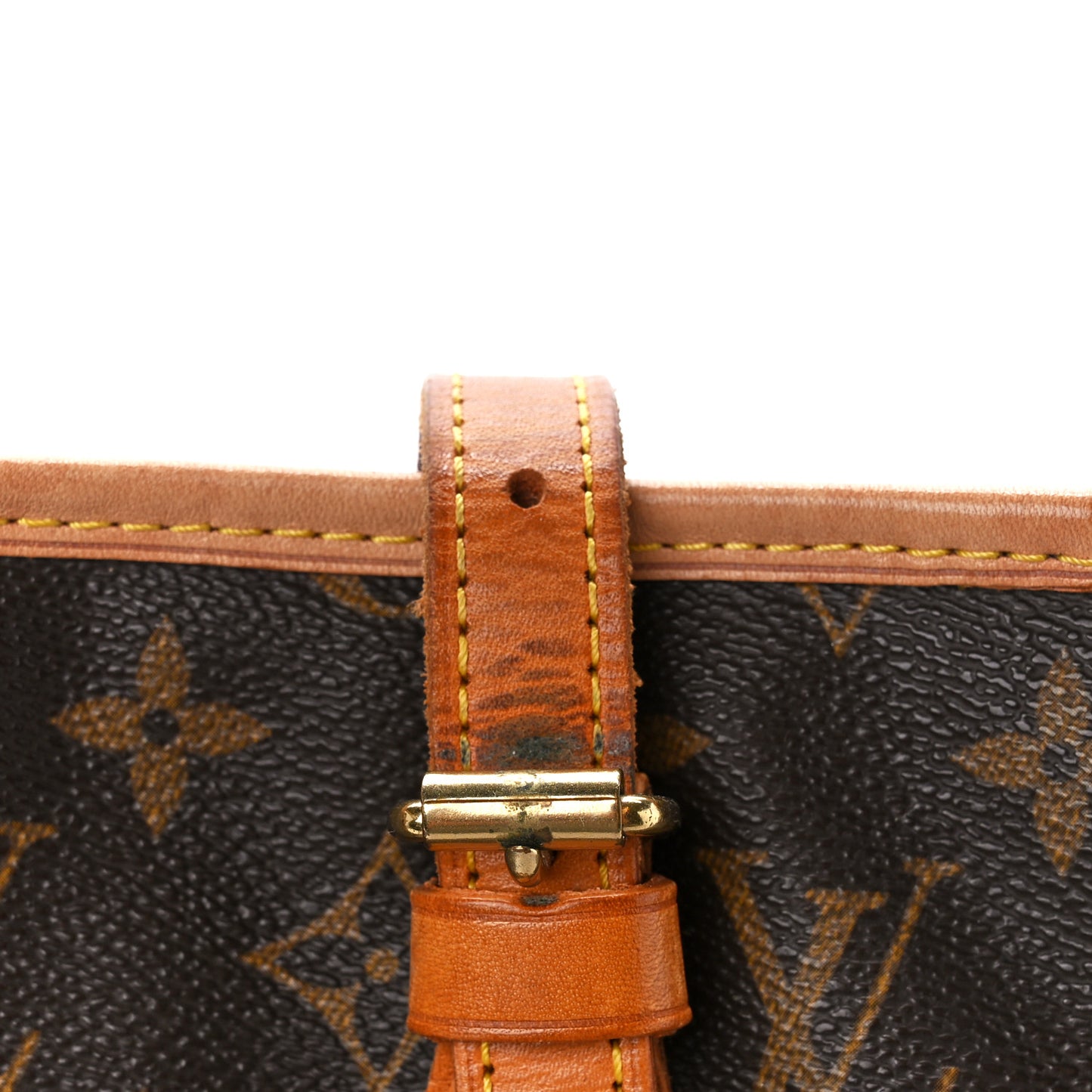 Monogram Petit Bucket 23