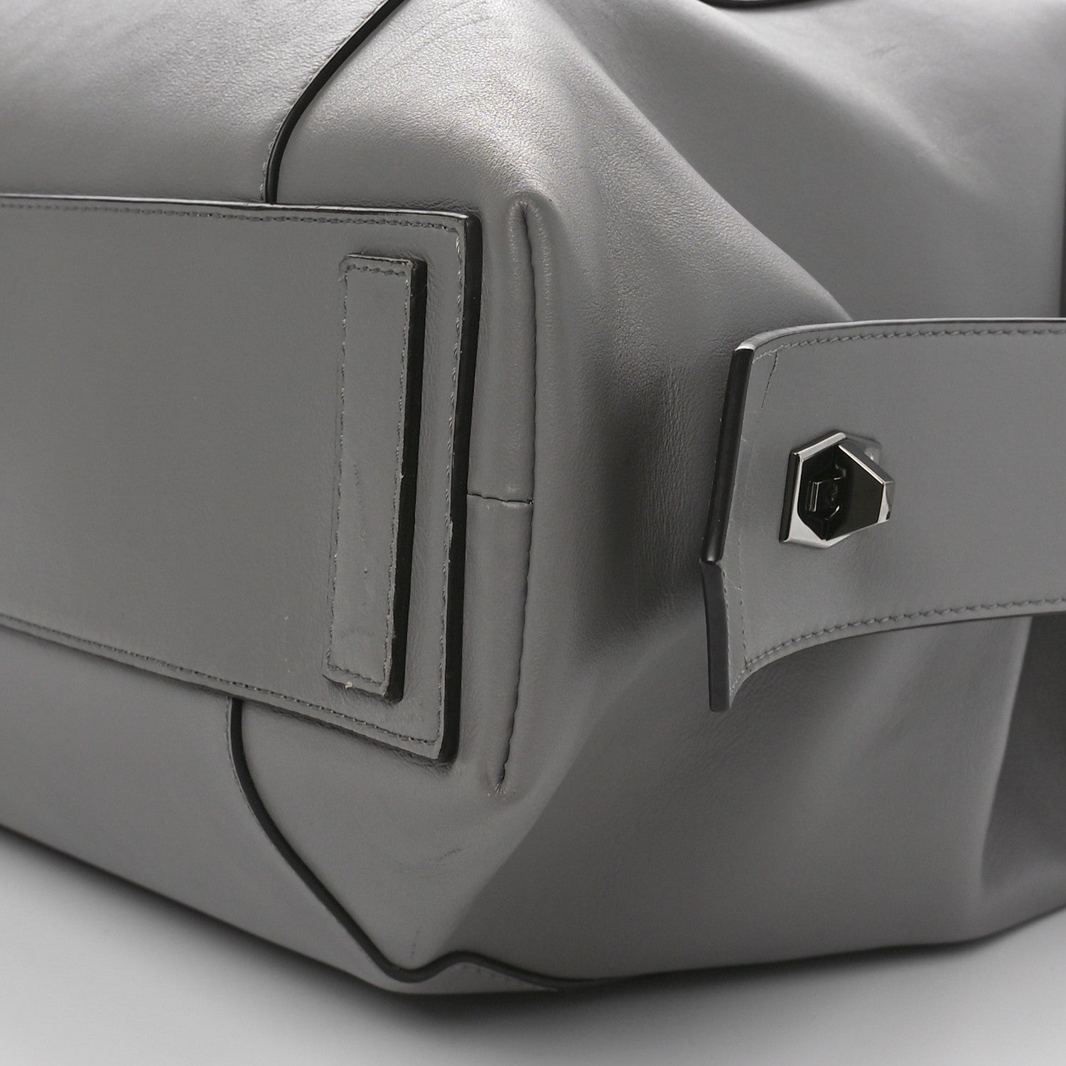 Givenchy Soft Calfskin Medium Soft Antigona Pearl Grey 10 of 10
