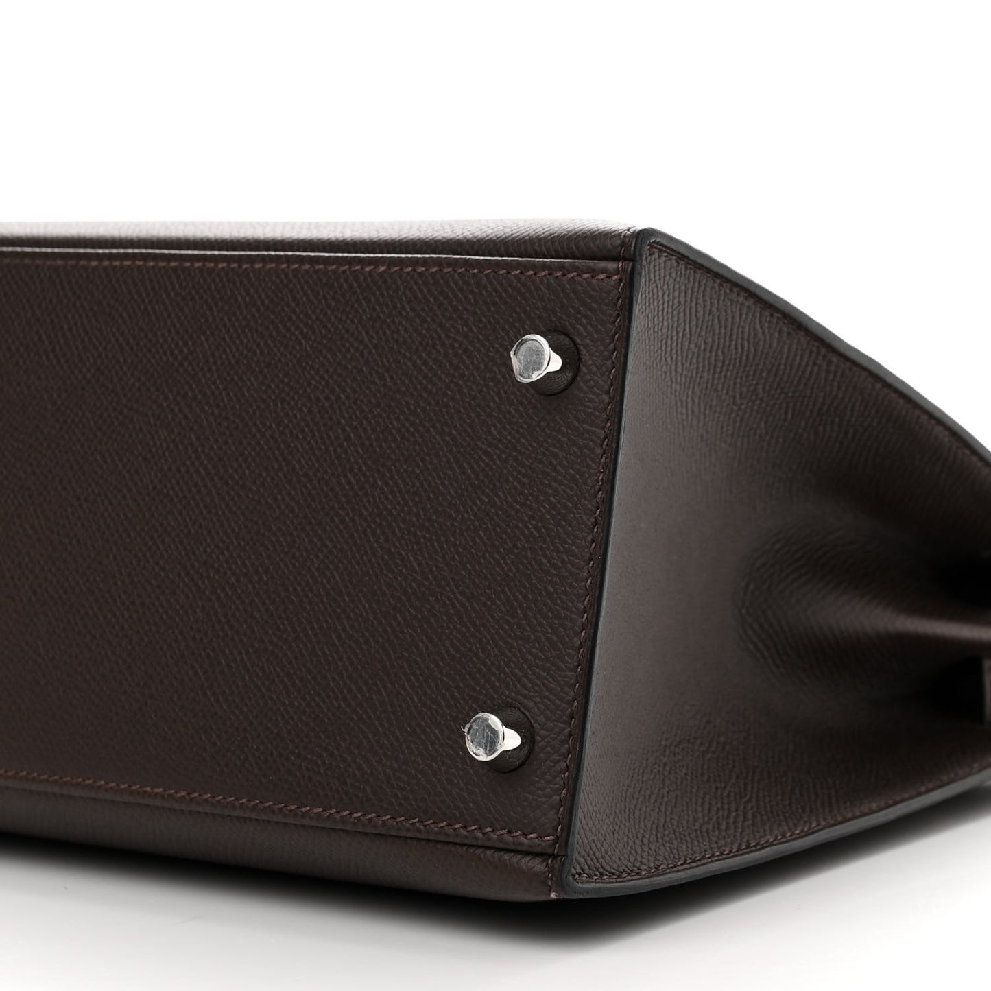 Epsom Kelly Sellier 28 Ebene