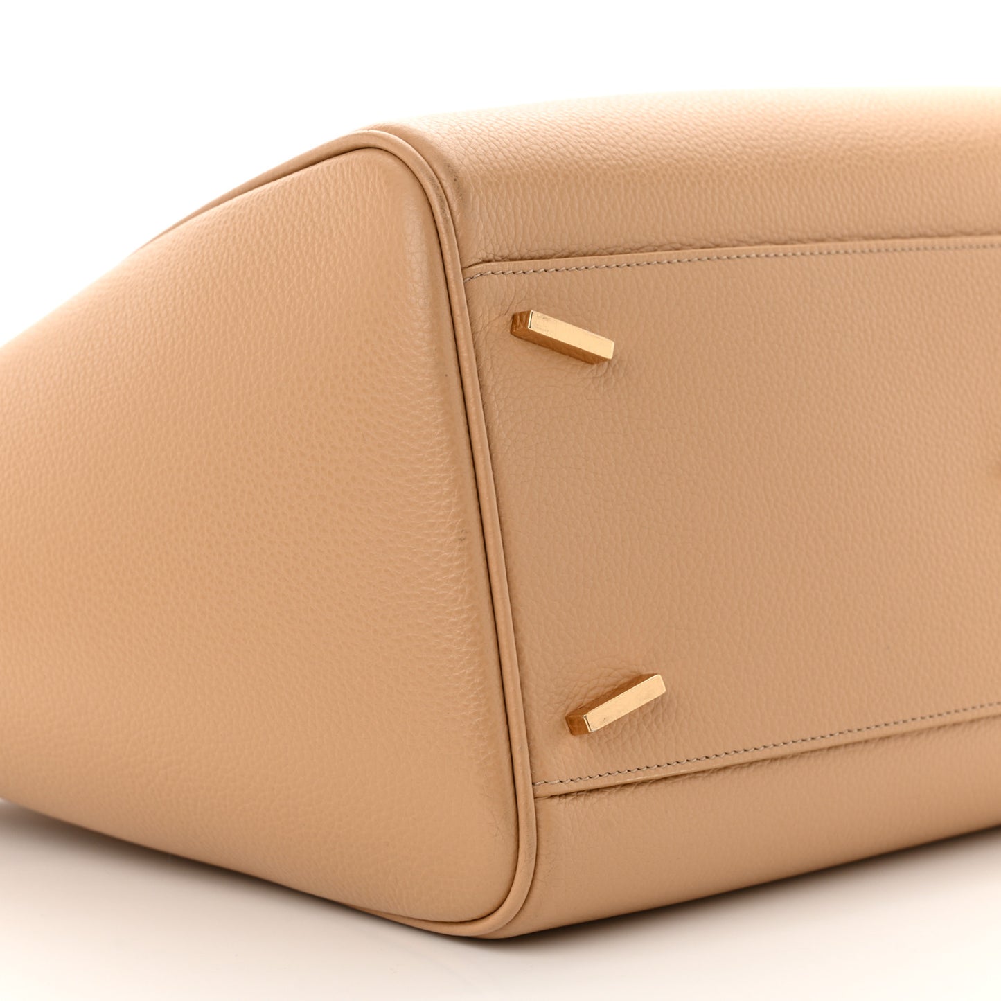 Hammered Calfskin XL East West Tote Bag Light Camel