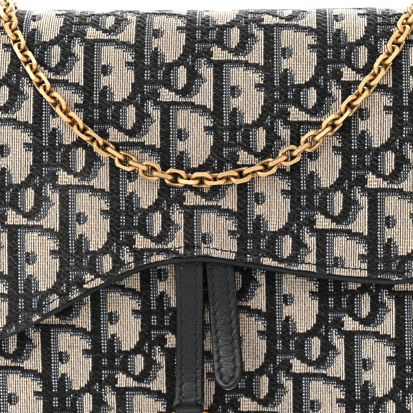 Oblique Saddle Chain Pouch Blue
