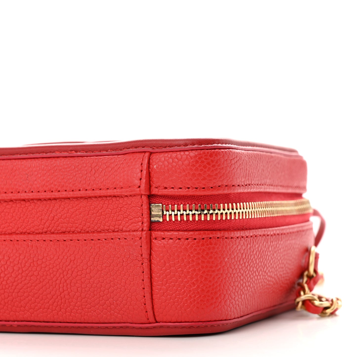Caviar Quilted Small CC Filigree Vanity Case Red