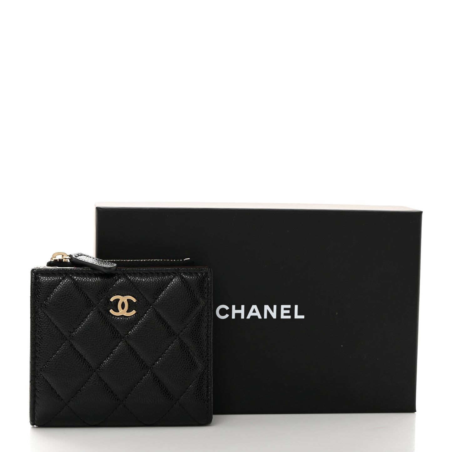 Caviar Quilted CC Zip Compact Wallet Black