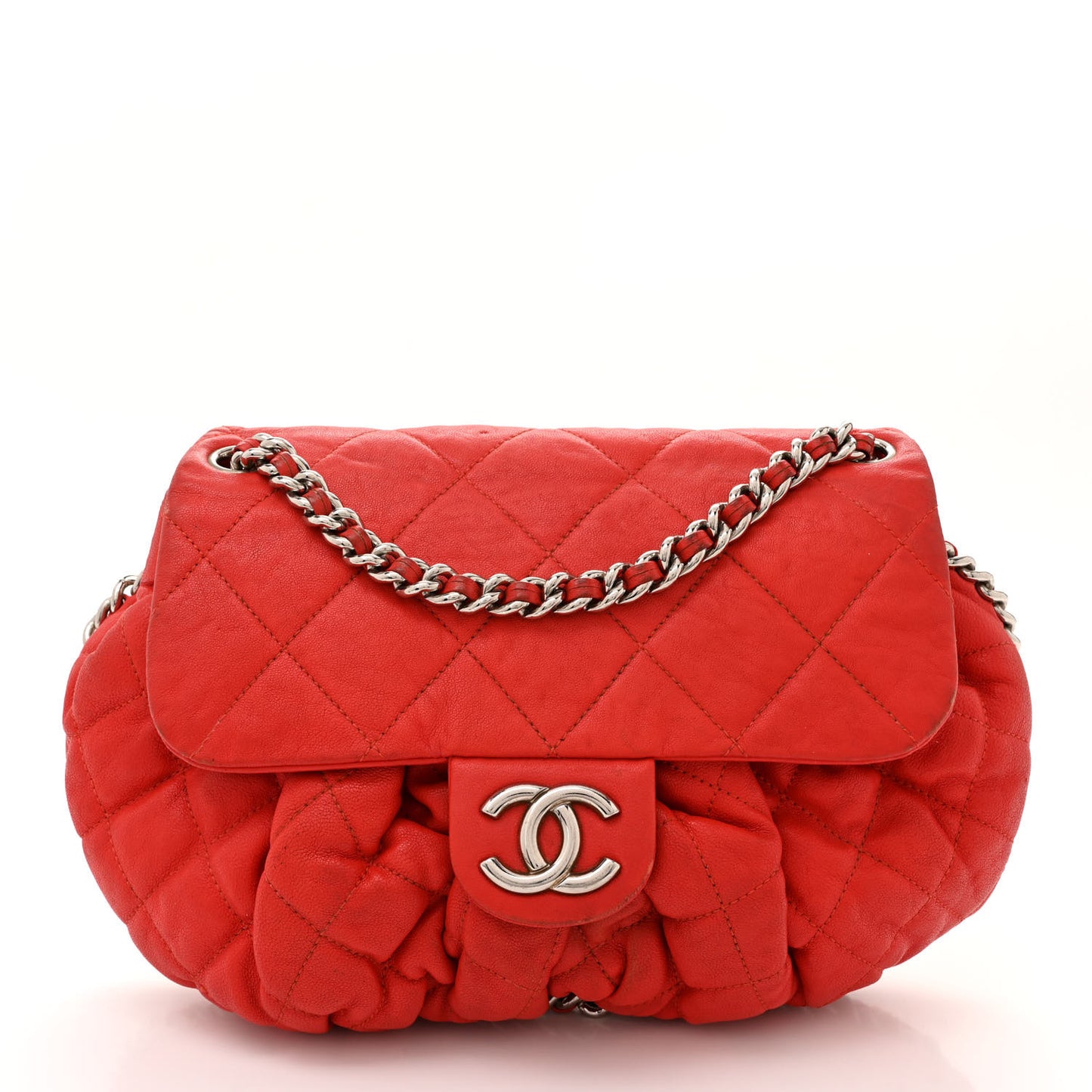 Washed Lambskin Quilted Medium Chain Around Messenger Red