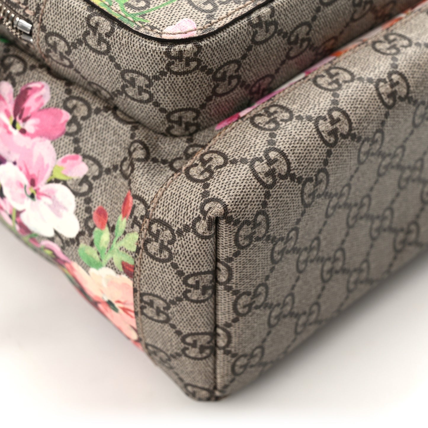 GG Supreme Monogram Blooms Small Single Buckle Backpack Beige Multicolor Dry Rose