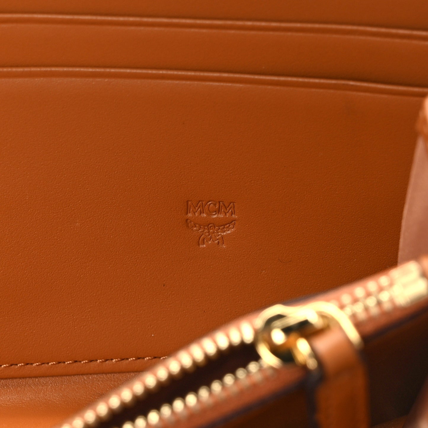 Visetos Large Zip Around Wallet Cognac