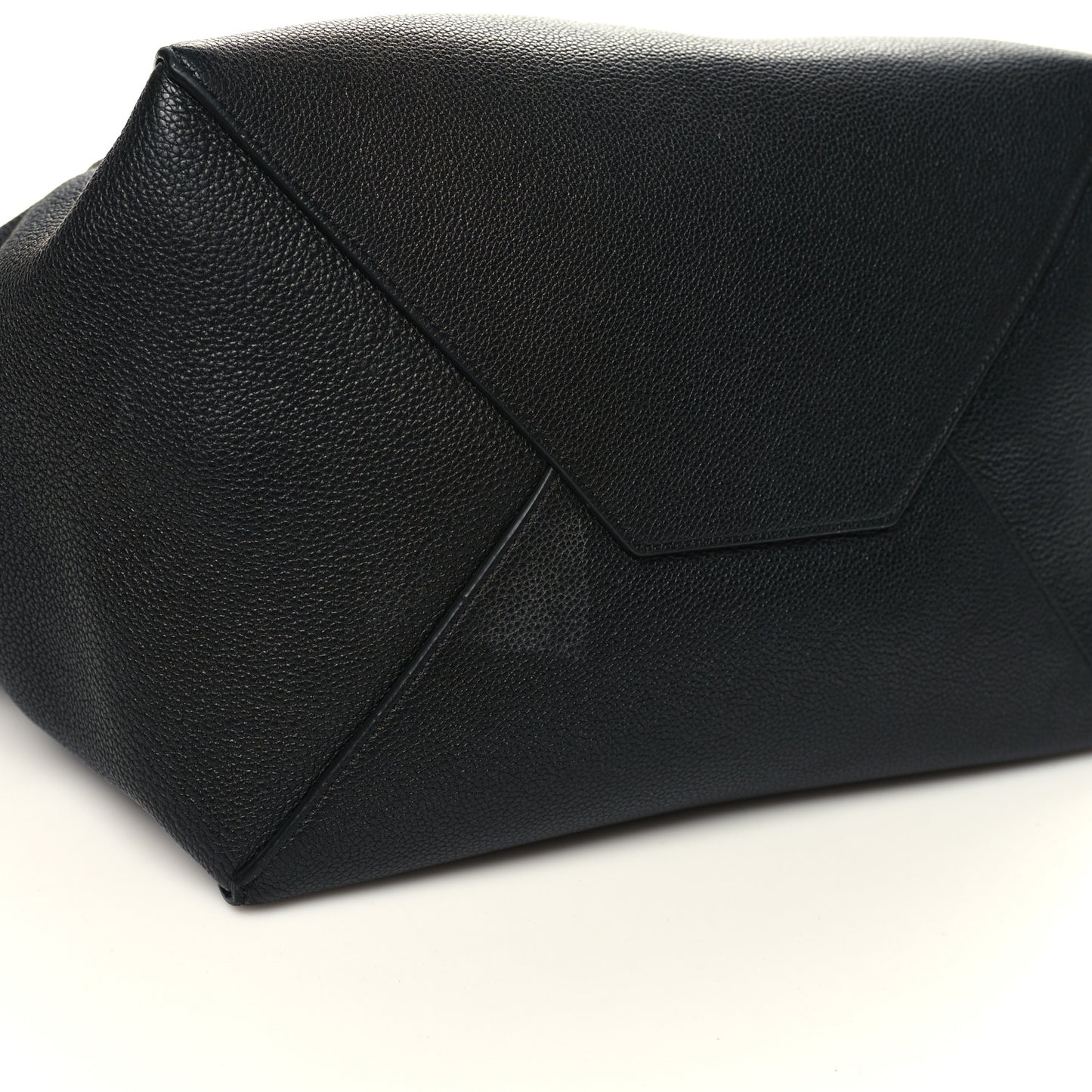Soft Grained Calfskin Medium Belt Cabas Phantom Black