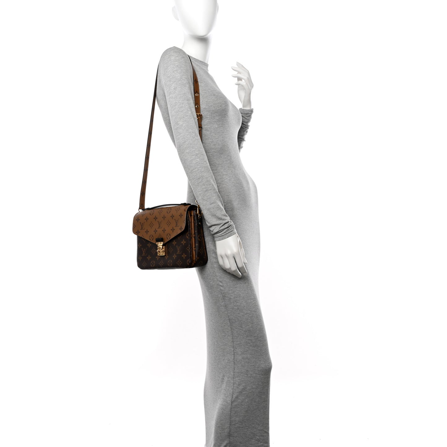 Reverse Monogram Pochette Metis