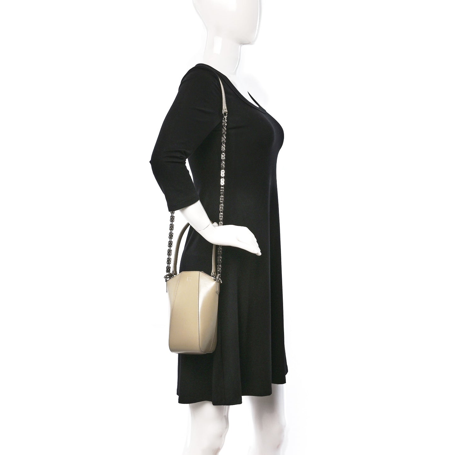 Box Calfskin Mini Vertical Antigona Beige