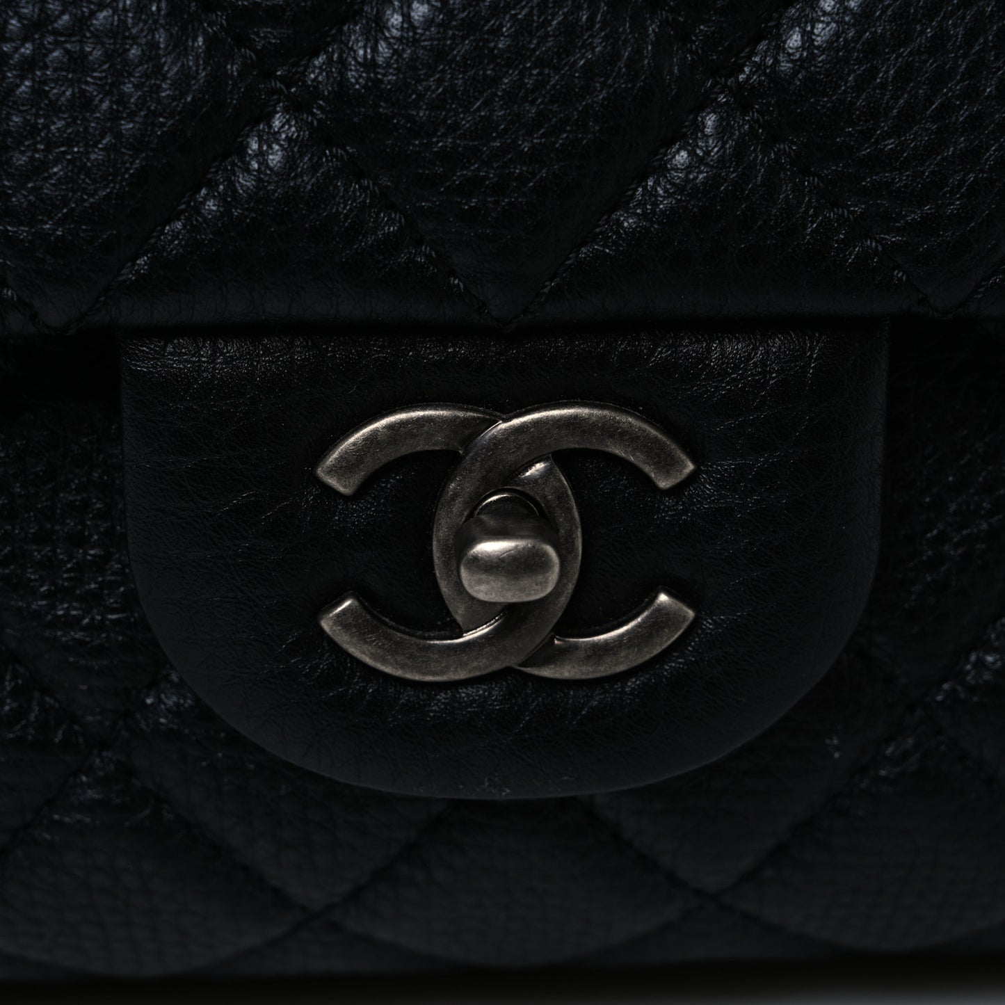 Grained Calfskin Quilted Small XXL Travel Flap Bag Black