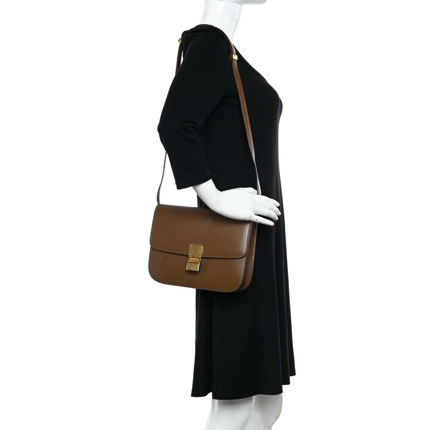 Box Calfskin Medium Classic Box Flap Bag Camel