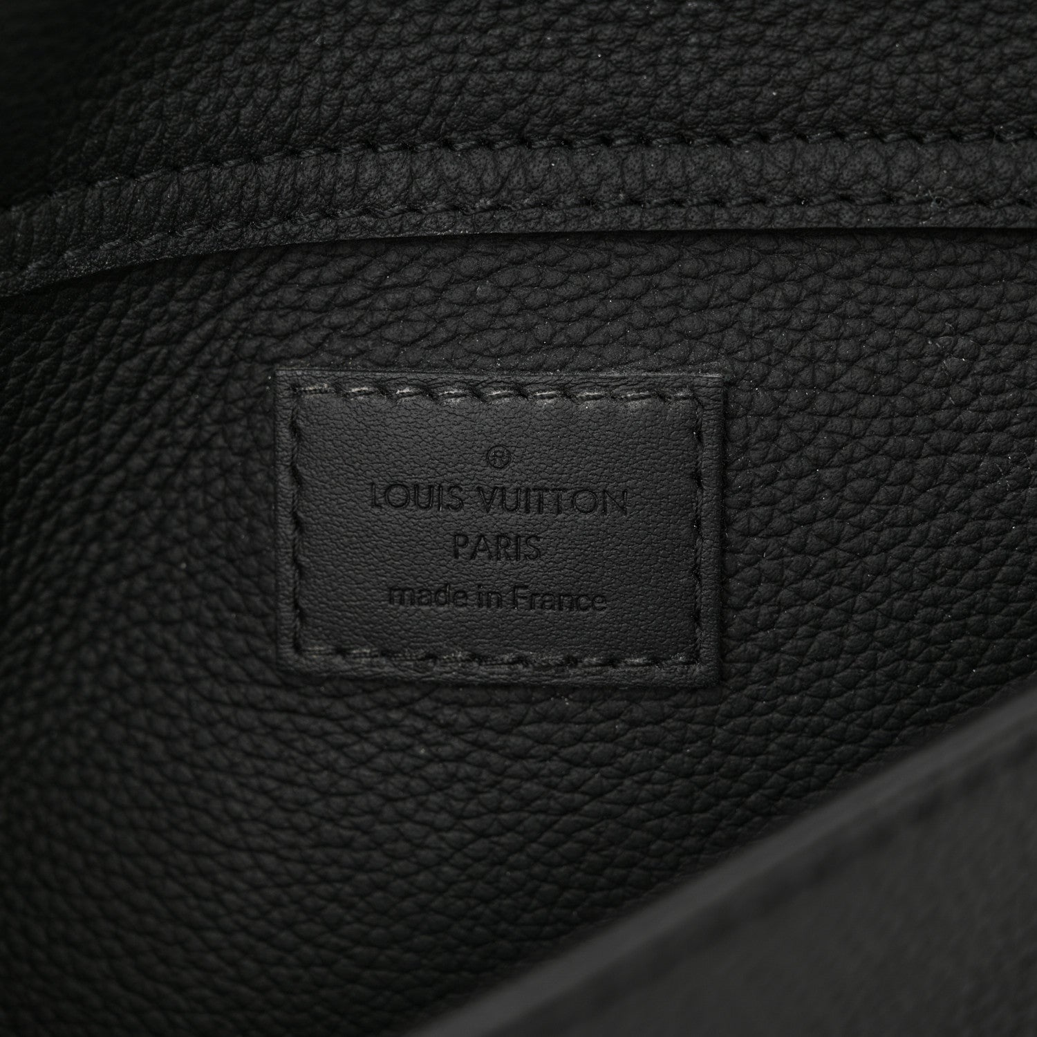 Louis Vuitton Grained Calfskin Aerogram Takeoff Sling Black 6 of 11
