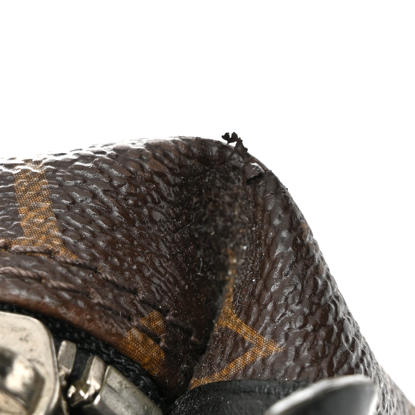 Monogram Macassar Kitan