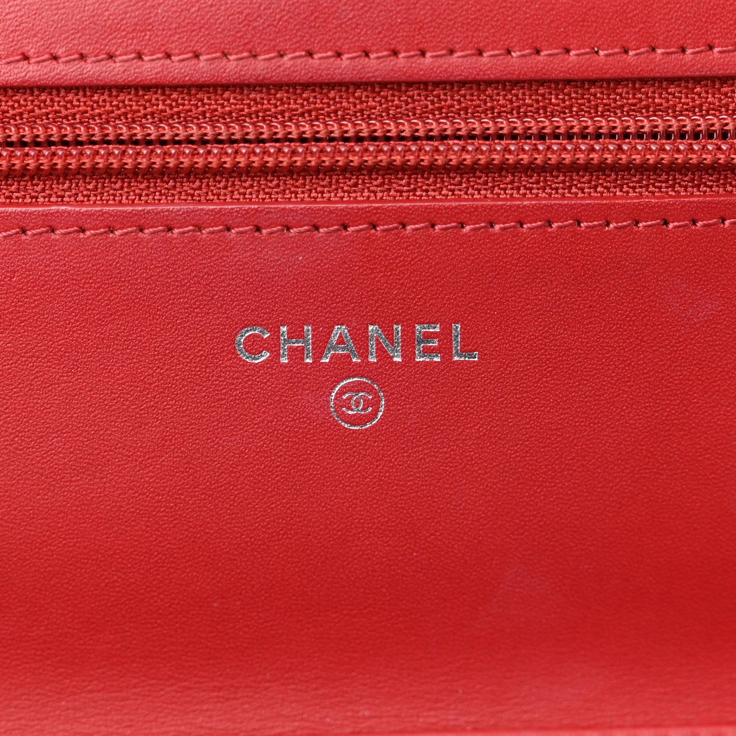 Caviar Quilted Boy Wallet On Chain WOC Red