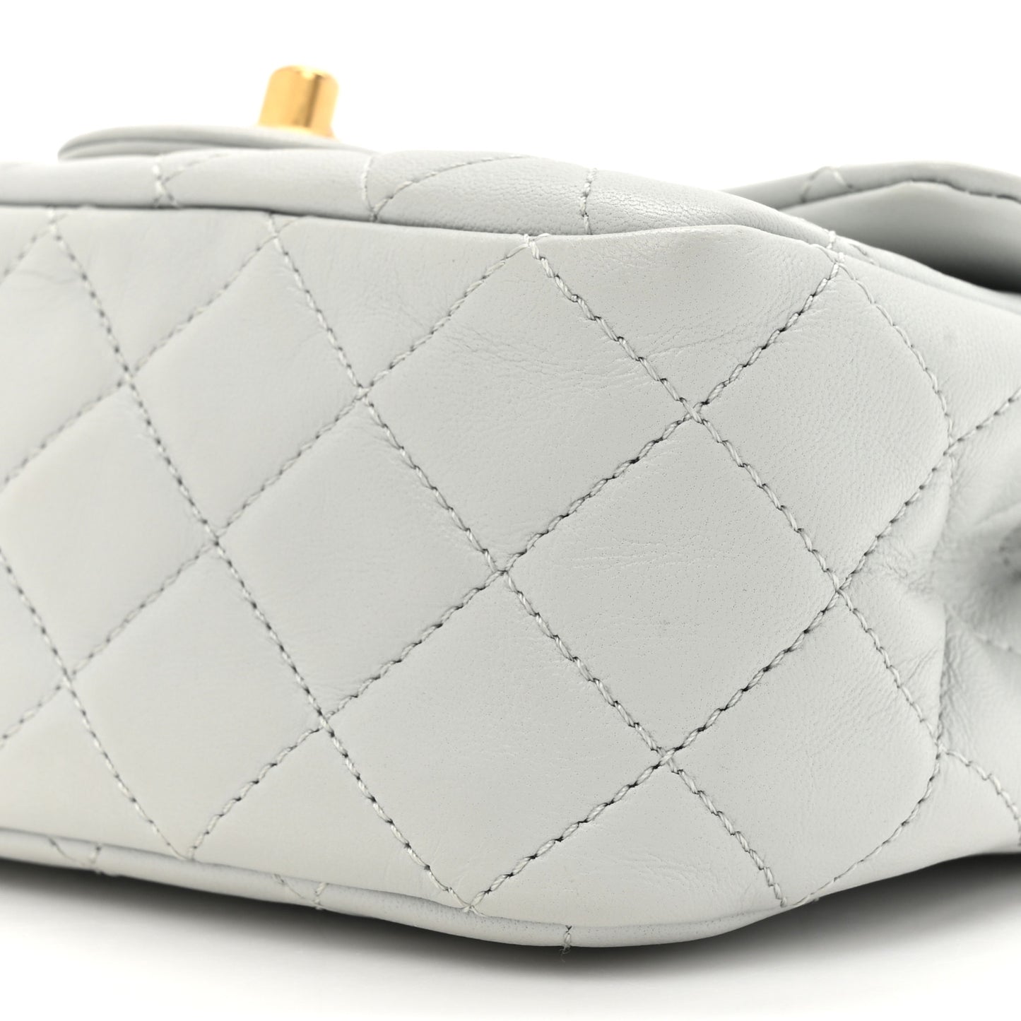 Lambskin Quilted Mini Pearl Crush Flap Light Grey