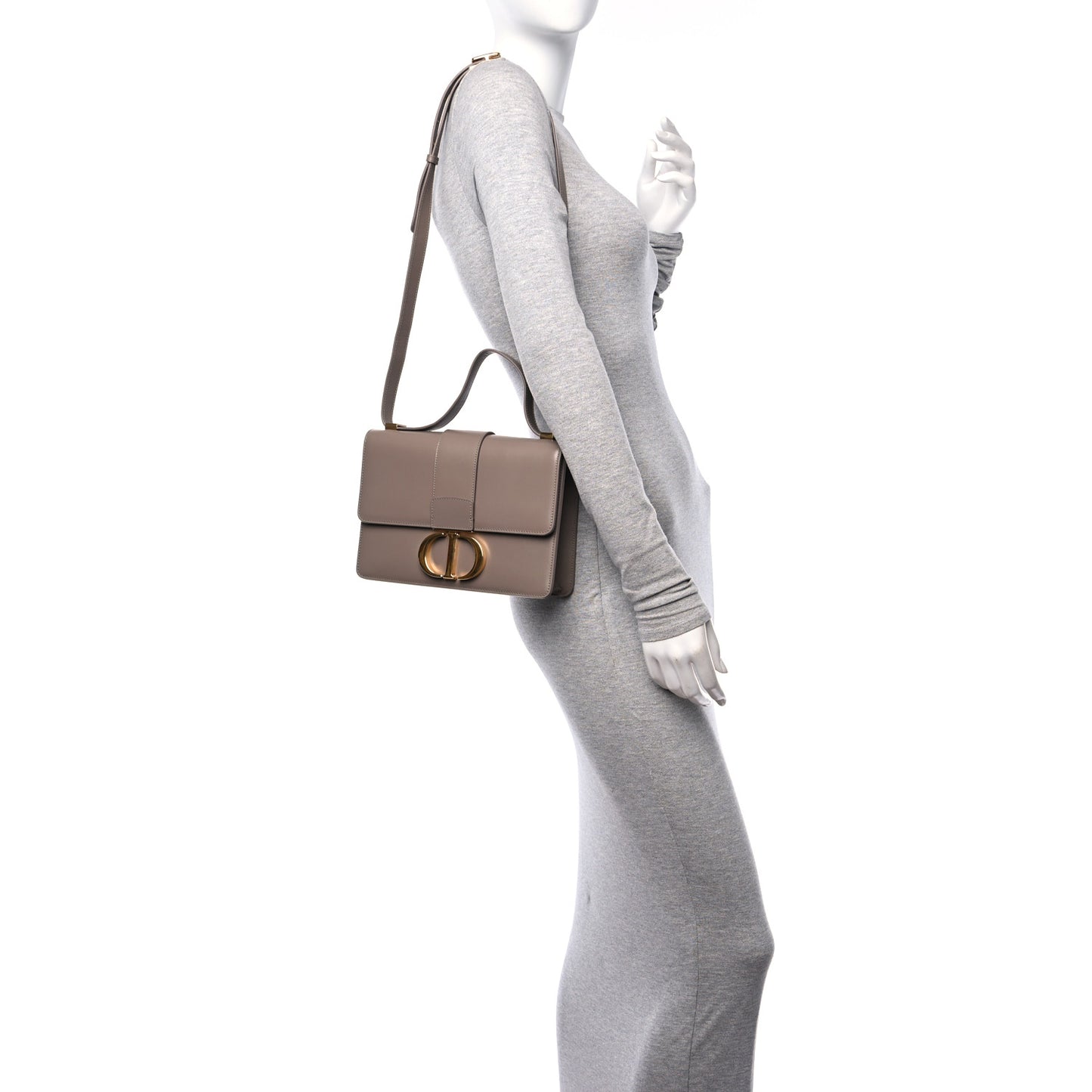 Box Calfskin 30 Montaigne Flap Bag Raw Beige