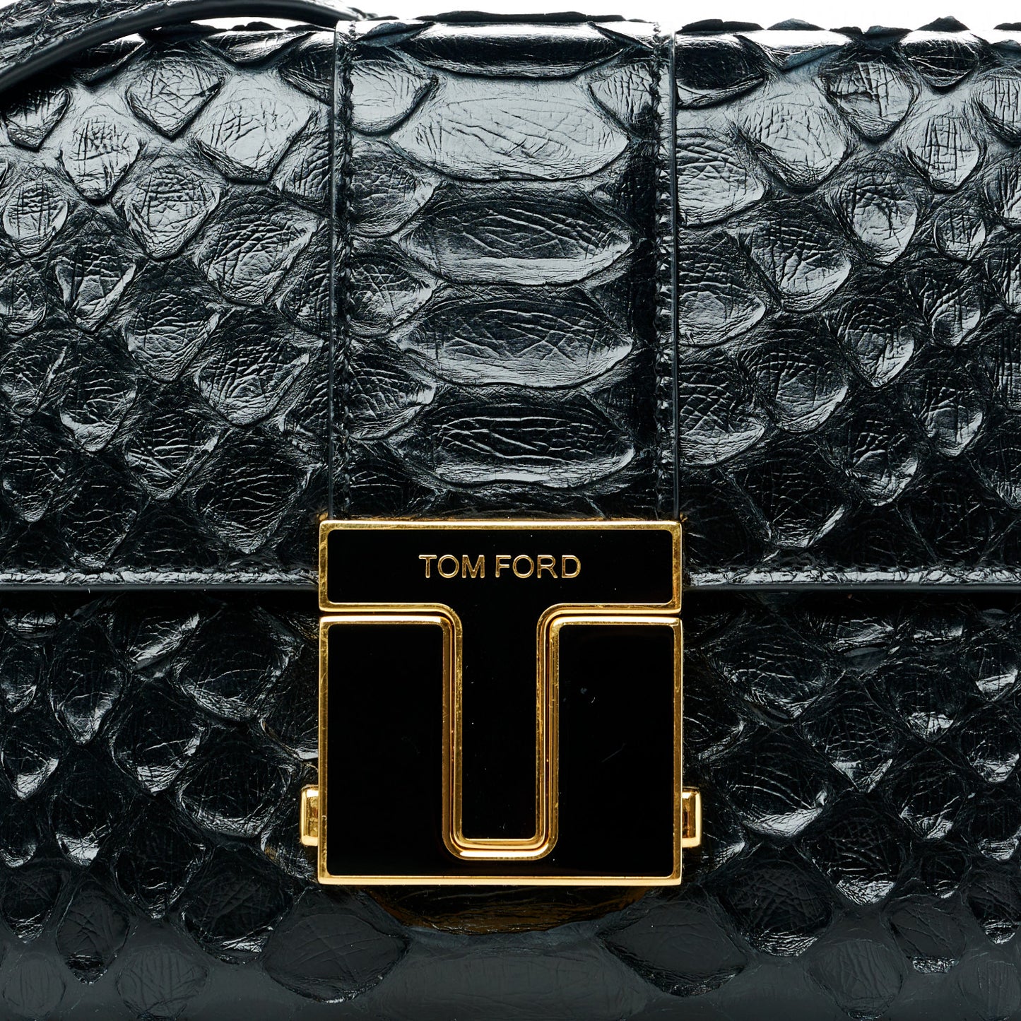 Semi Shiny Snakeskin 001 Chain Wallet Black