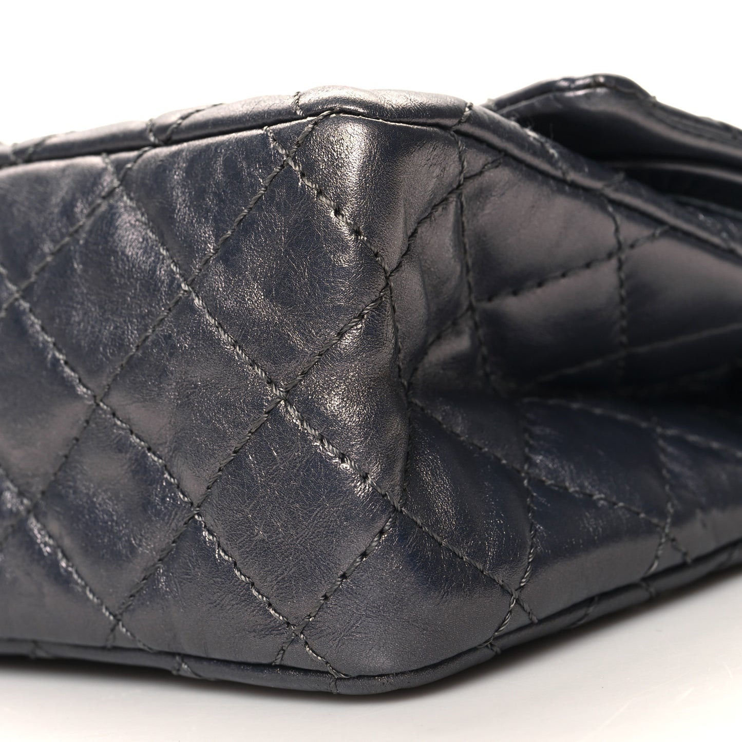 Metallic Aged Calfskin 2.55 Reissue 225 Flap Dark Silver