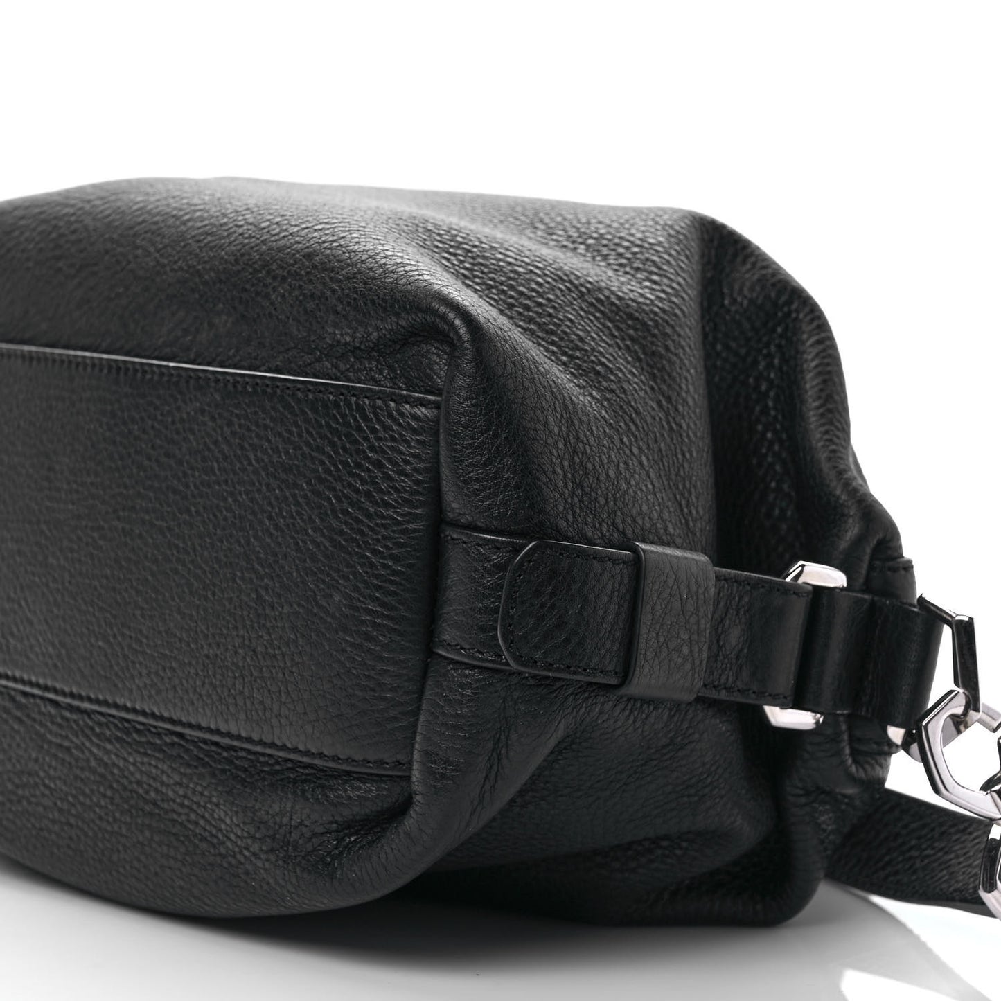 Pebbled Calfskin Medium Nightingale Black