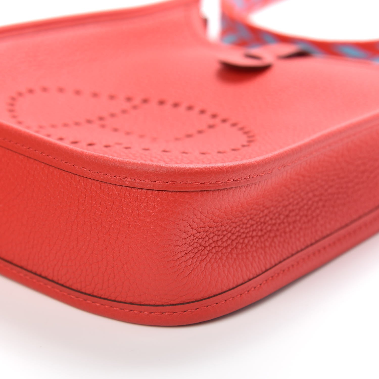 Hermes Taurillon Clemence Evelyne TPM Rouge De Coeur Bleu Du Nord 9 of 10