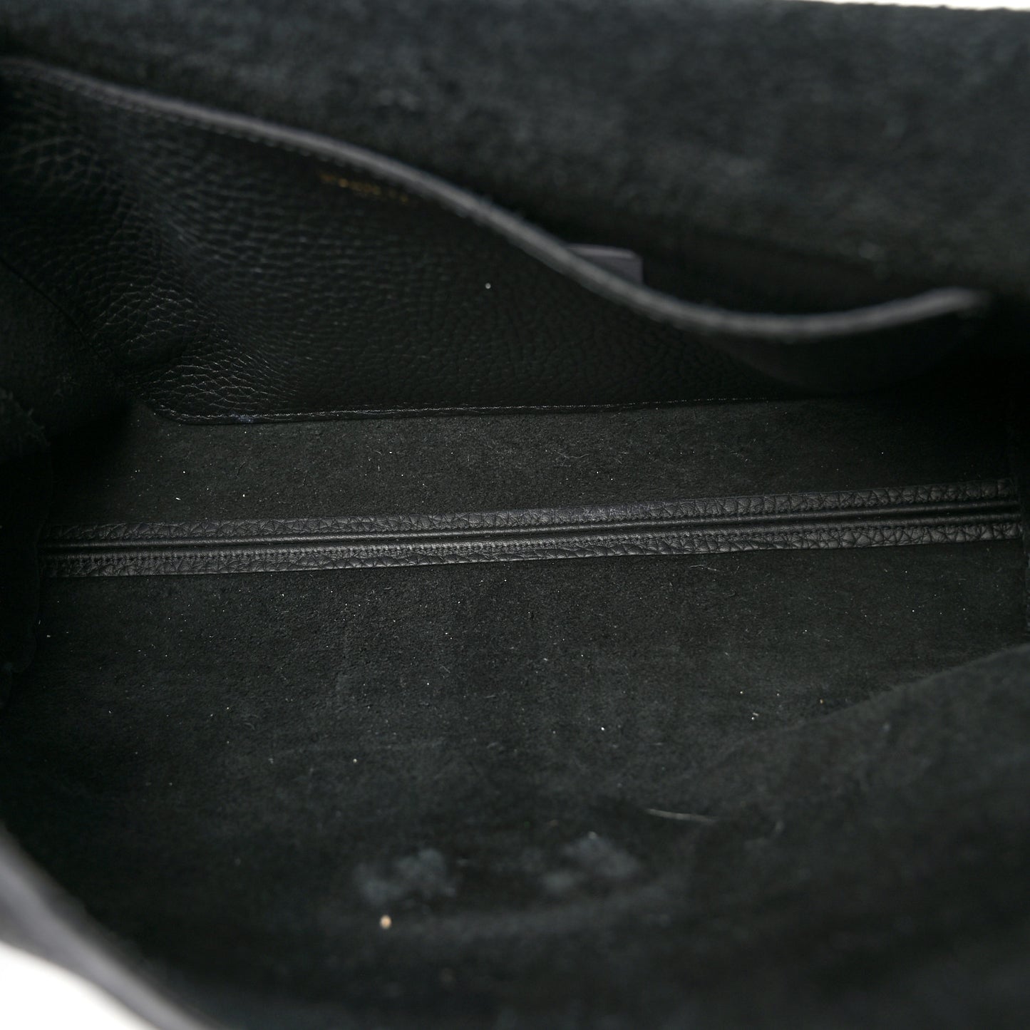 Small Classic Grain Calfskin Medium Lily Black