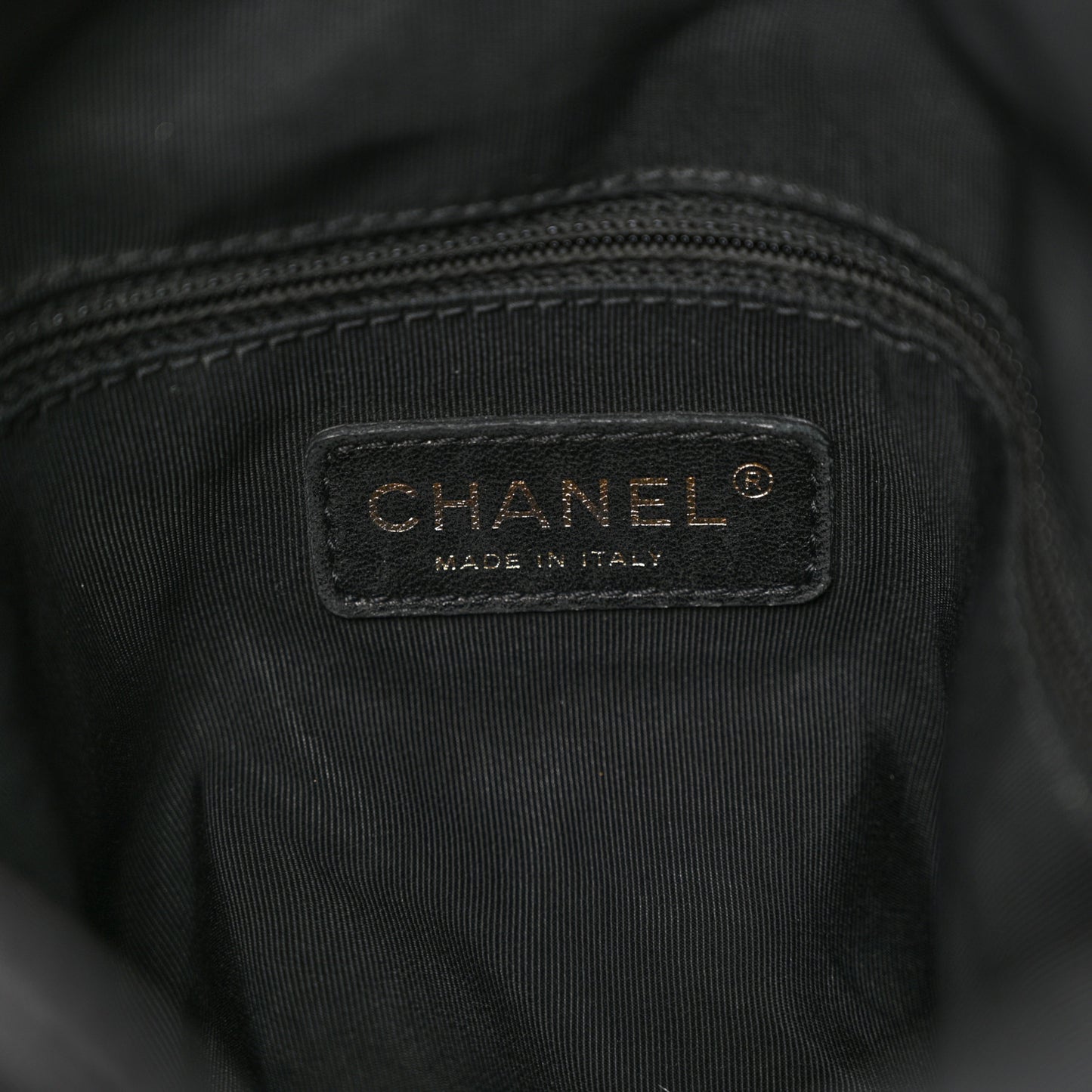 Calfskin Quilted Large Chain Me Hobo Black