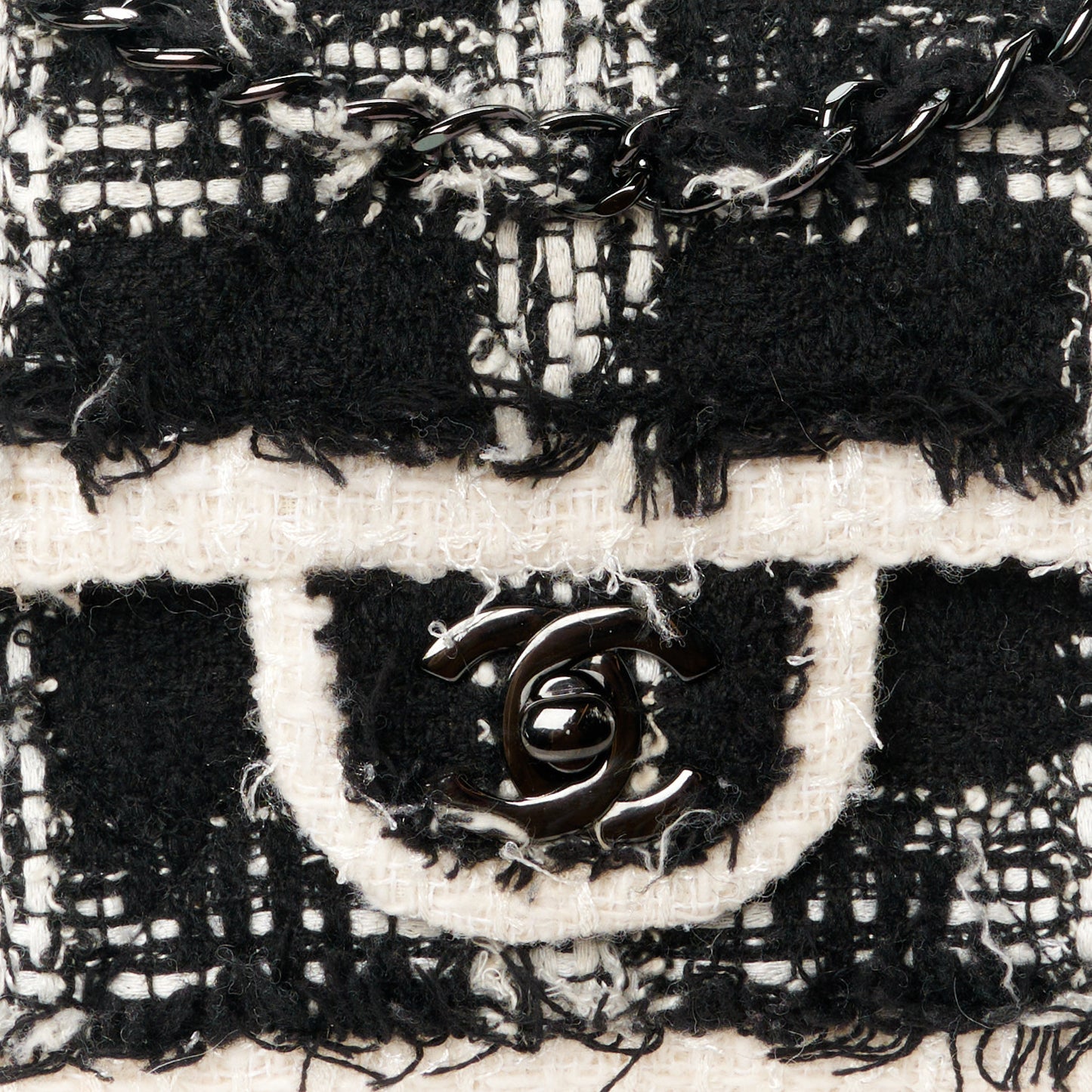 Tweed Quilted Tartan Medium Double Flap Black White