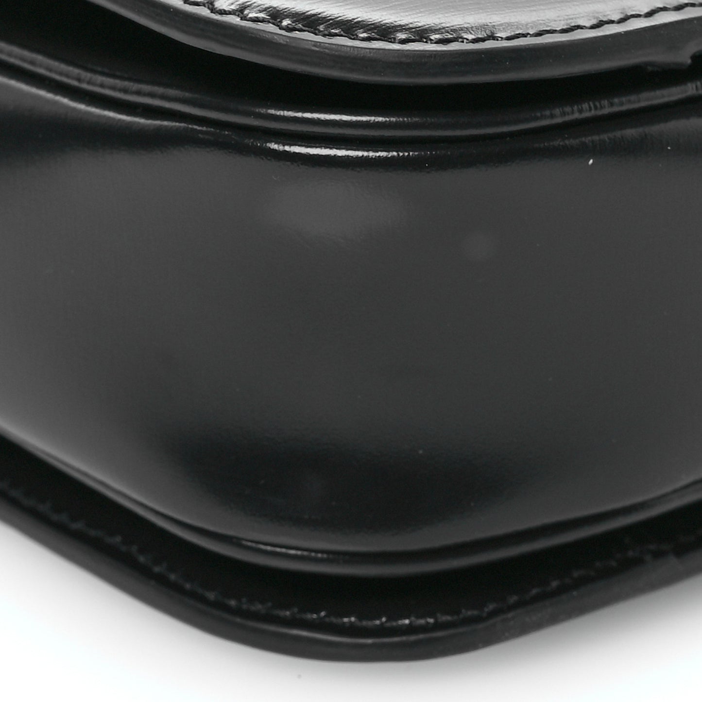 Shiny Calfskin Medium Triomphe Black