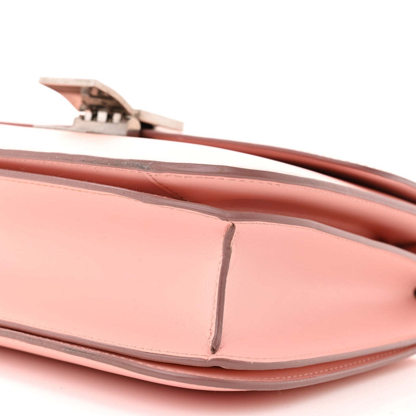Smooth Calfskin Medium Classic Box Flap Bag Pink