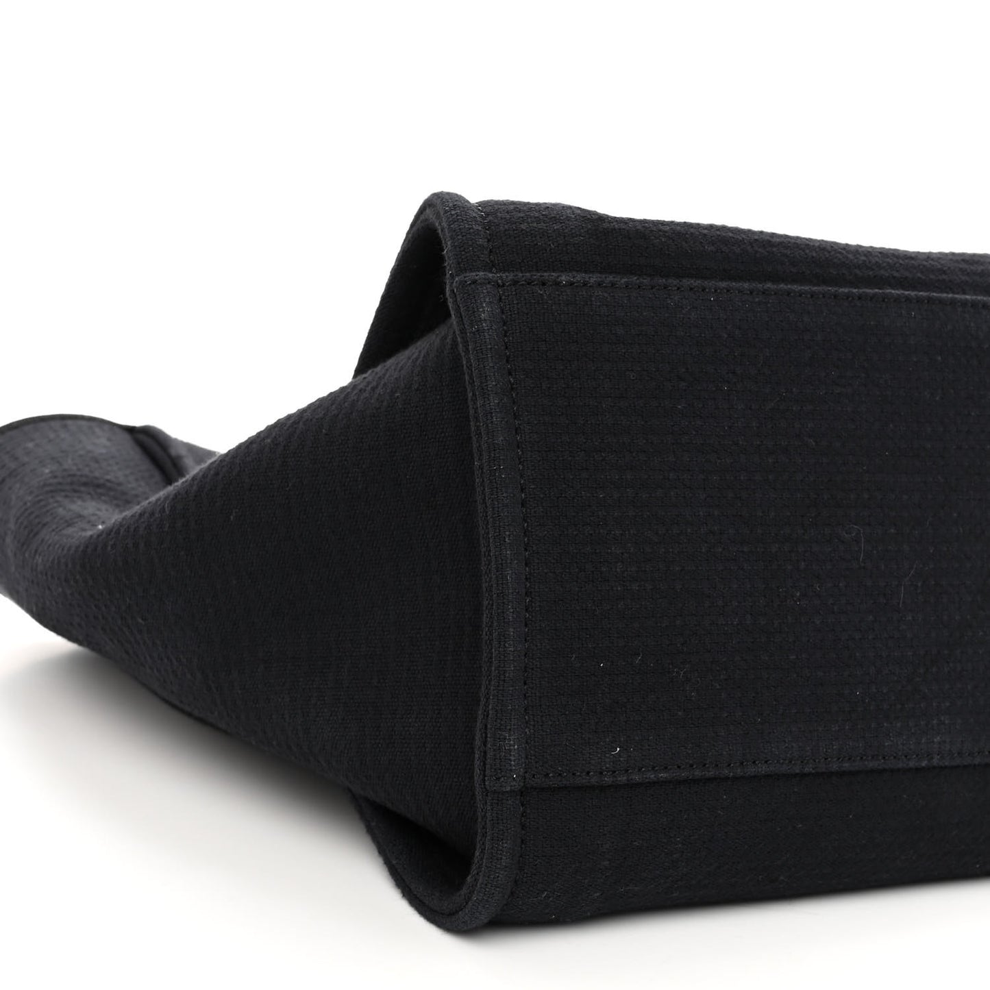 Mixed Fibers Medium Deauville Tote Black