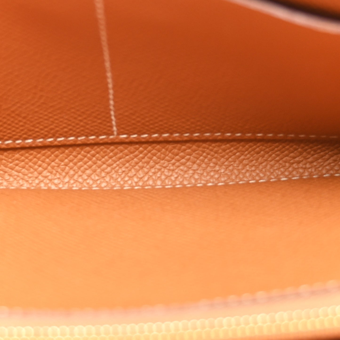 Epsom Kelly Wallet To Go Gold