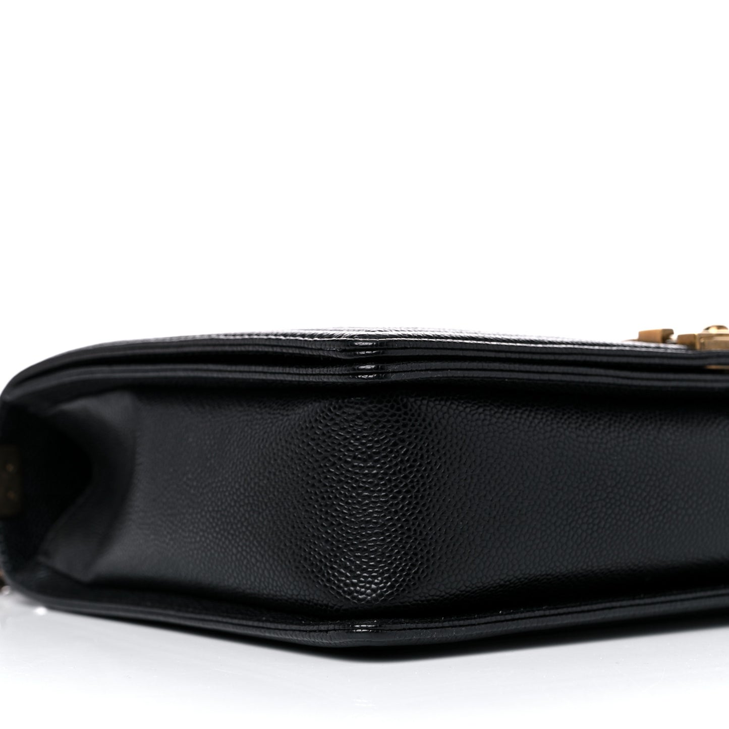 Caviar Quilted Large Boy Flap Black