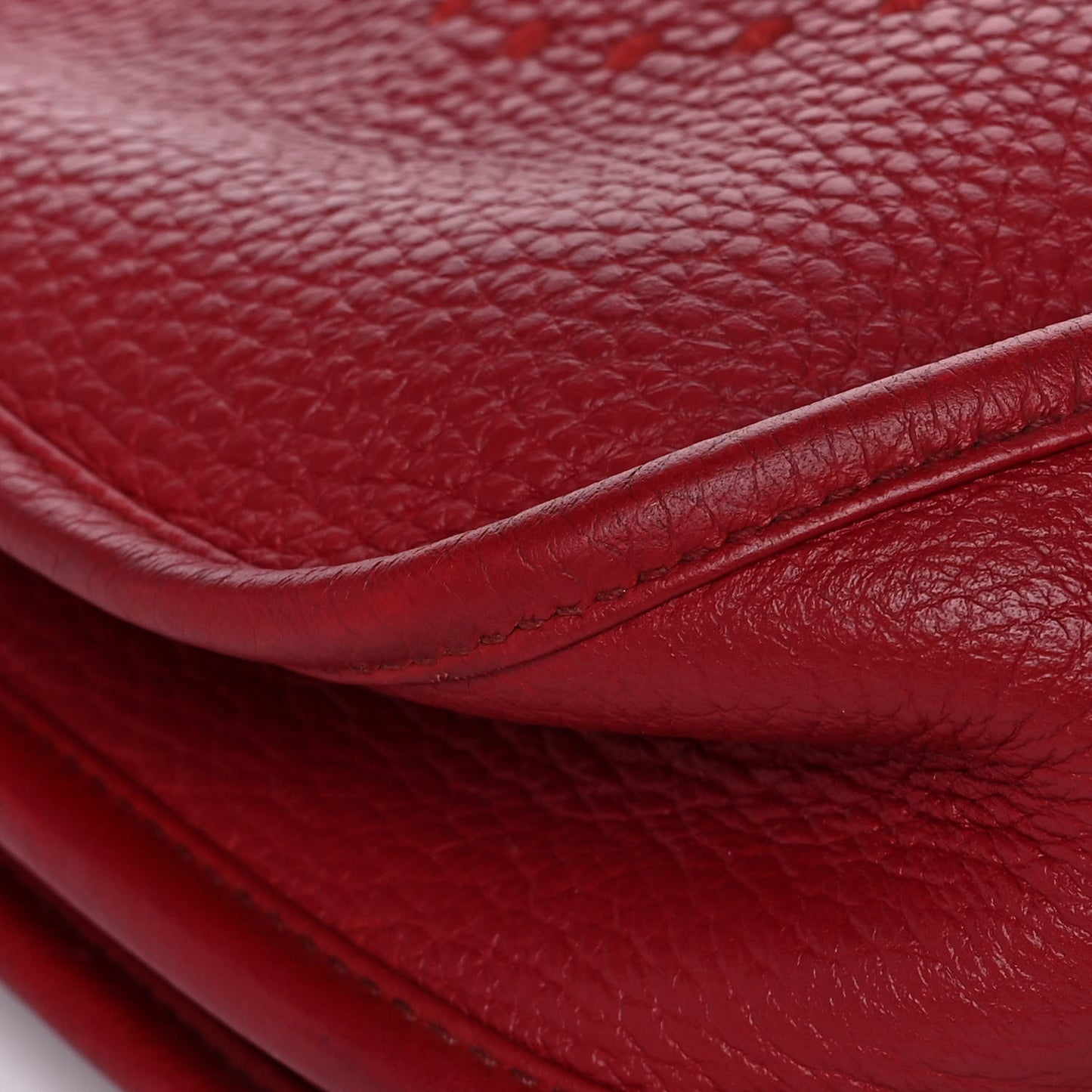 Taurillon Clemence Evelyne III PM Rouge Garance