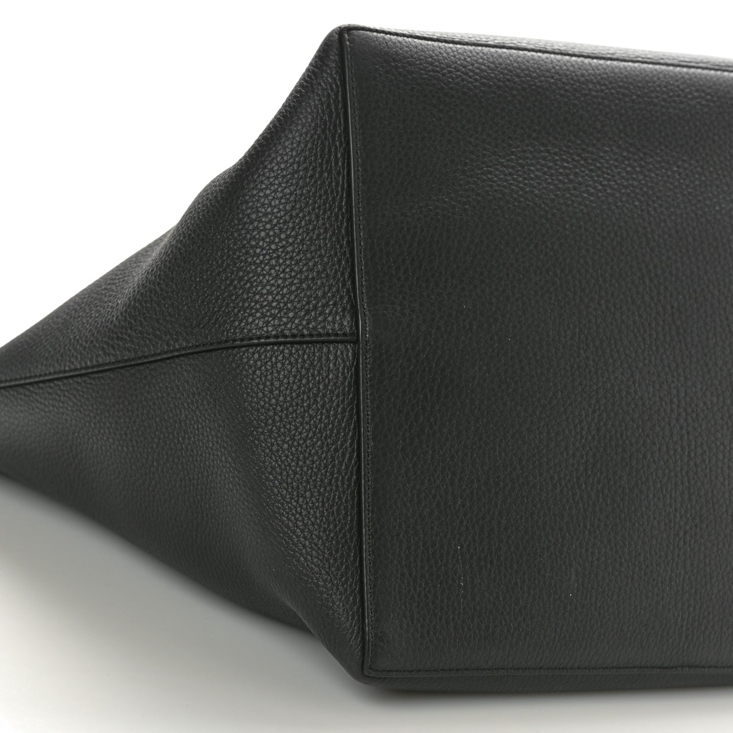 Grained Calfskin Park Tote Three Black