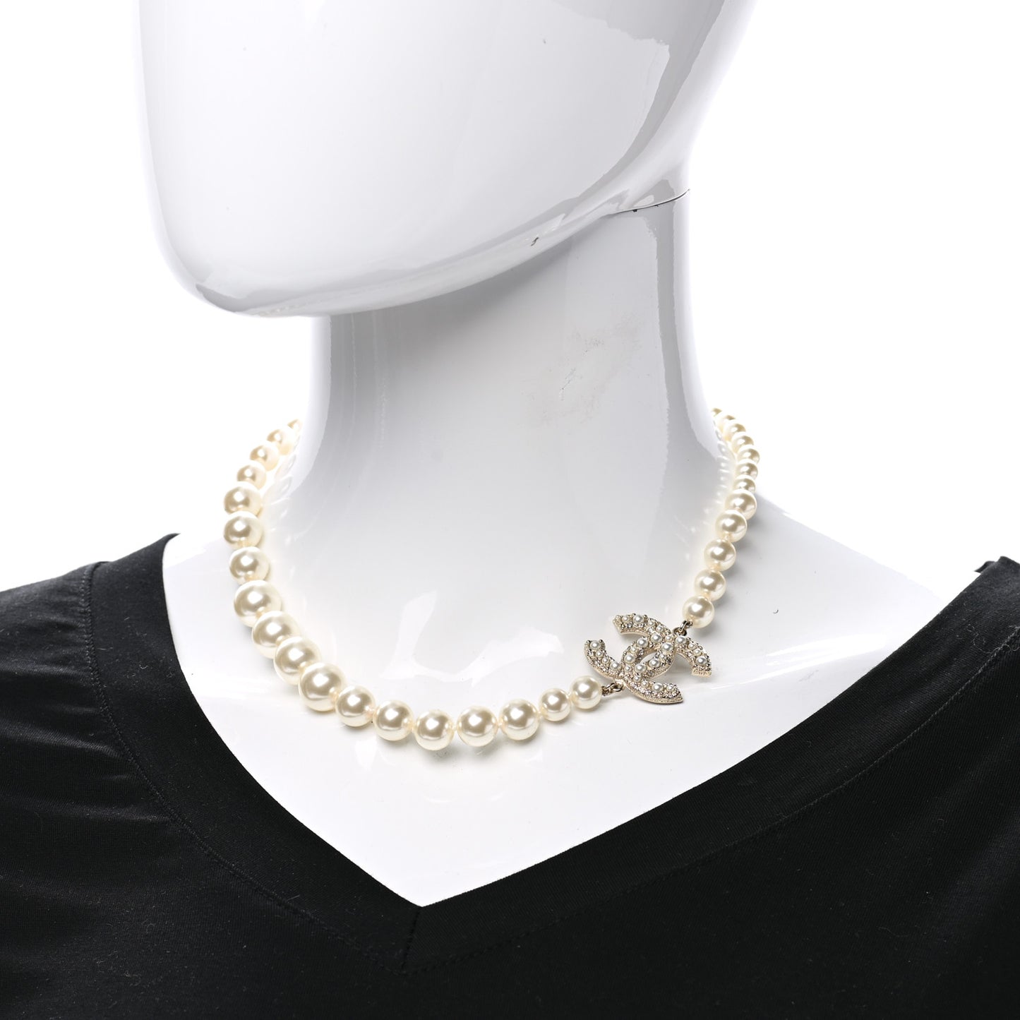 Graduated Pearl CC Short Necklace Gold