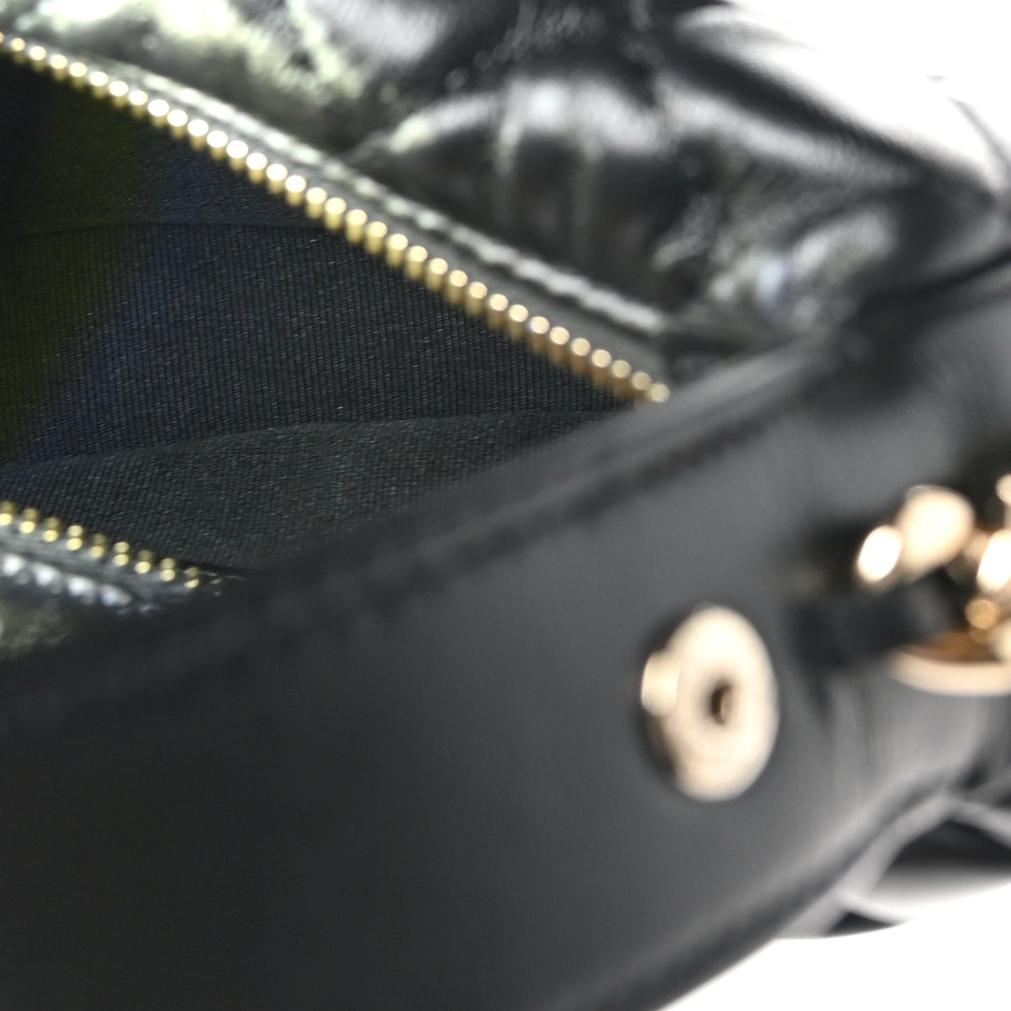 Lambskin Quilted Chain Around Pouch Black