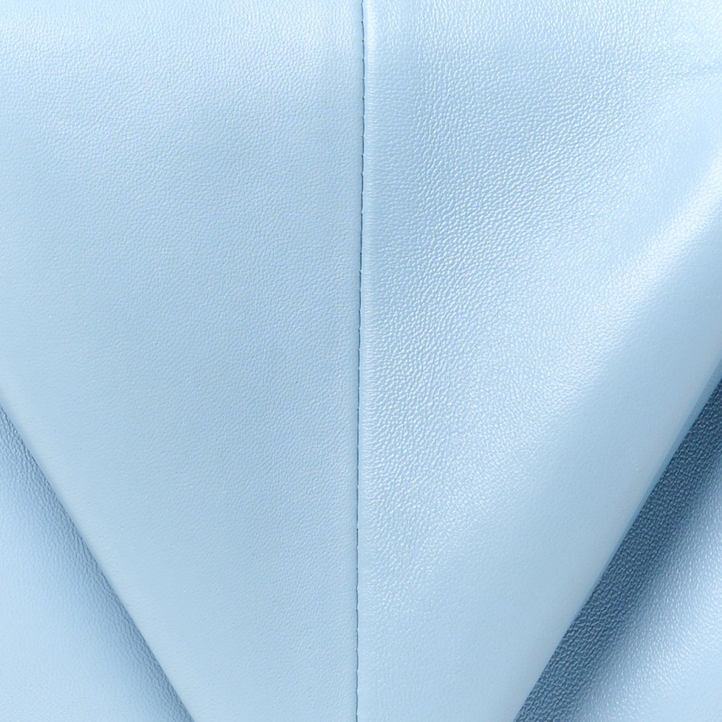 Lambskin BV Trine Clutch Ice