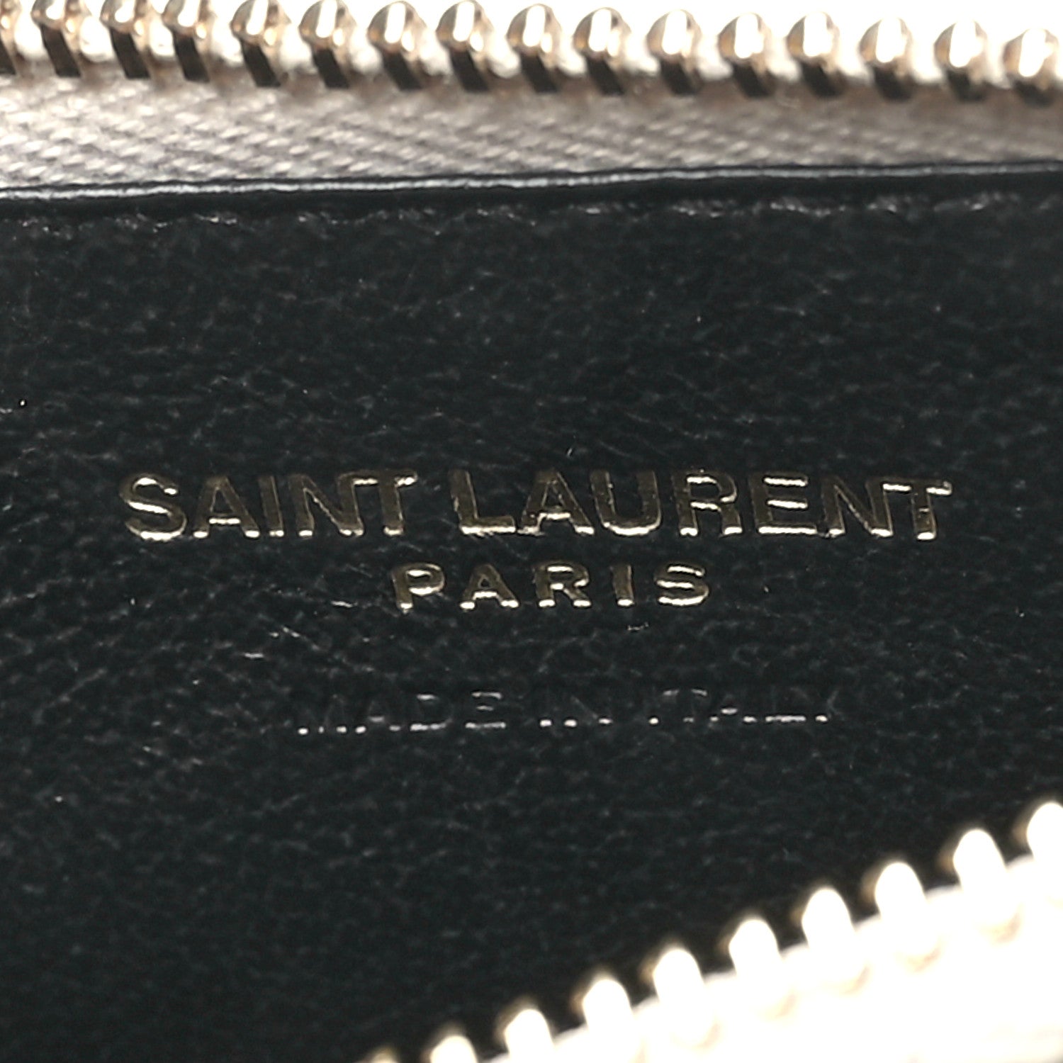 Saint Laurent Grain De Poudre Matelasse Chevron Monogram Fragments Zippered Card Case Crema Soft 6 of 7
