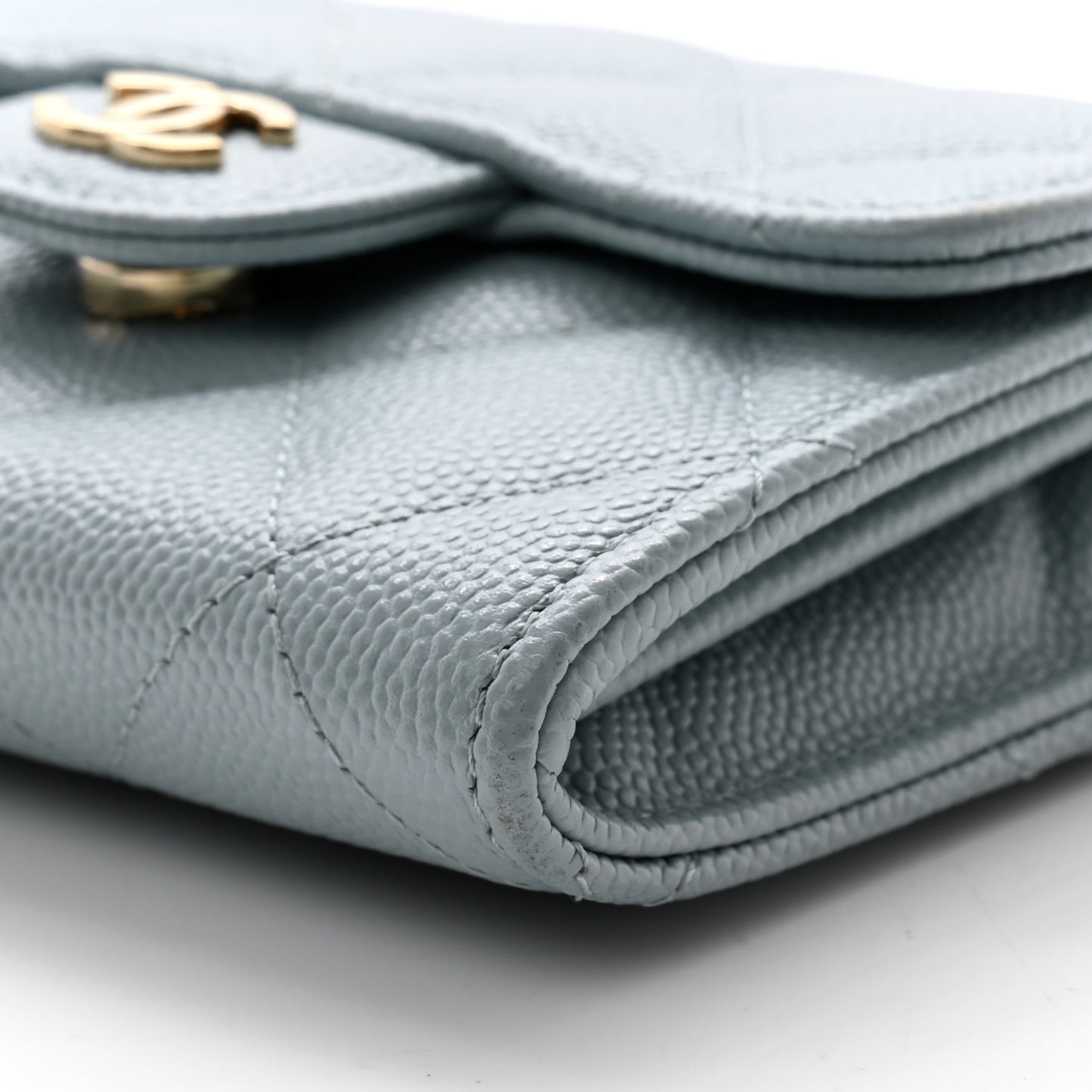 Caviar Quilted Flap Card Holder On Chain Light Blue