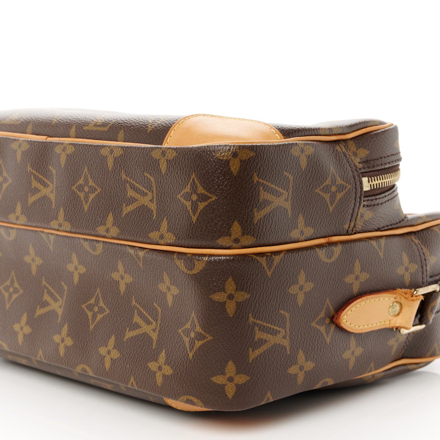 Monogram Nil 28