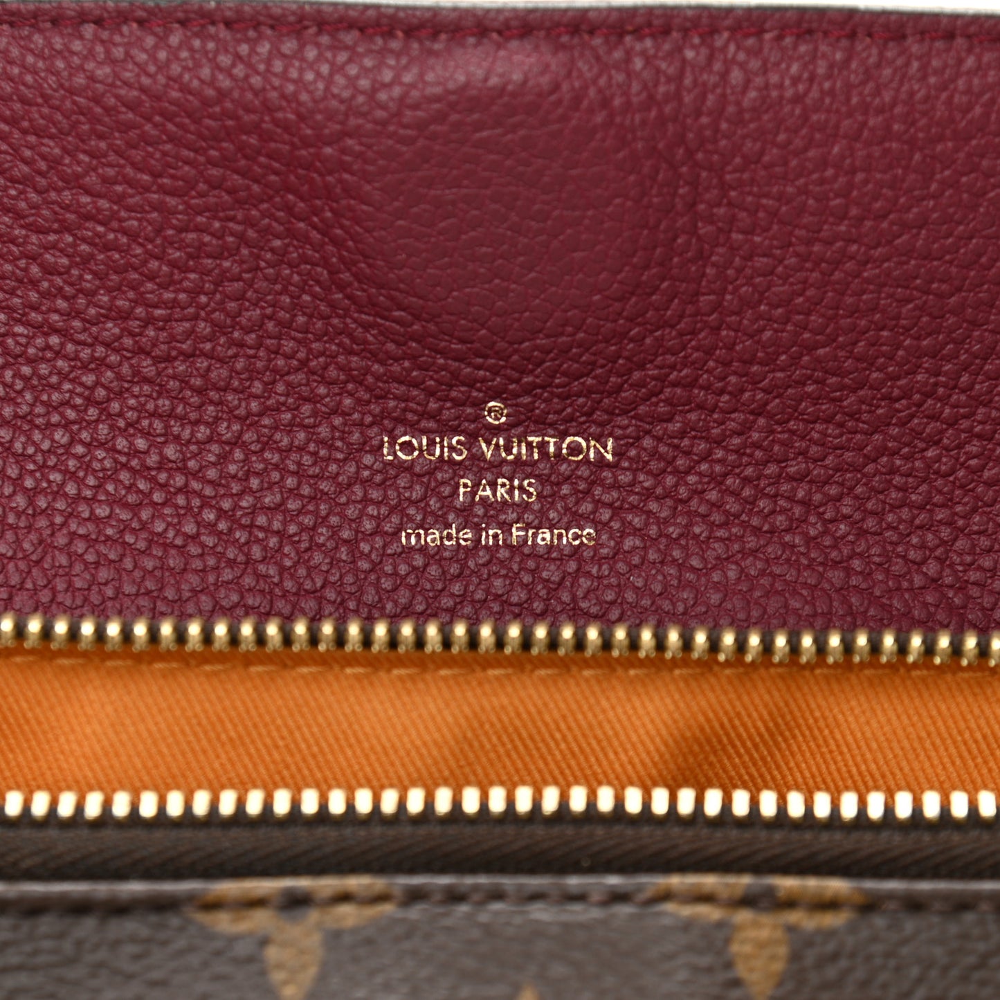Monogram Manhattan NM Raisin
